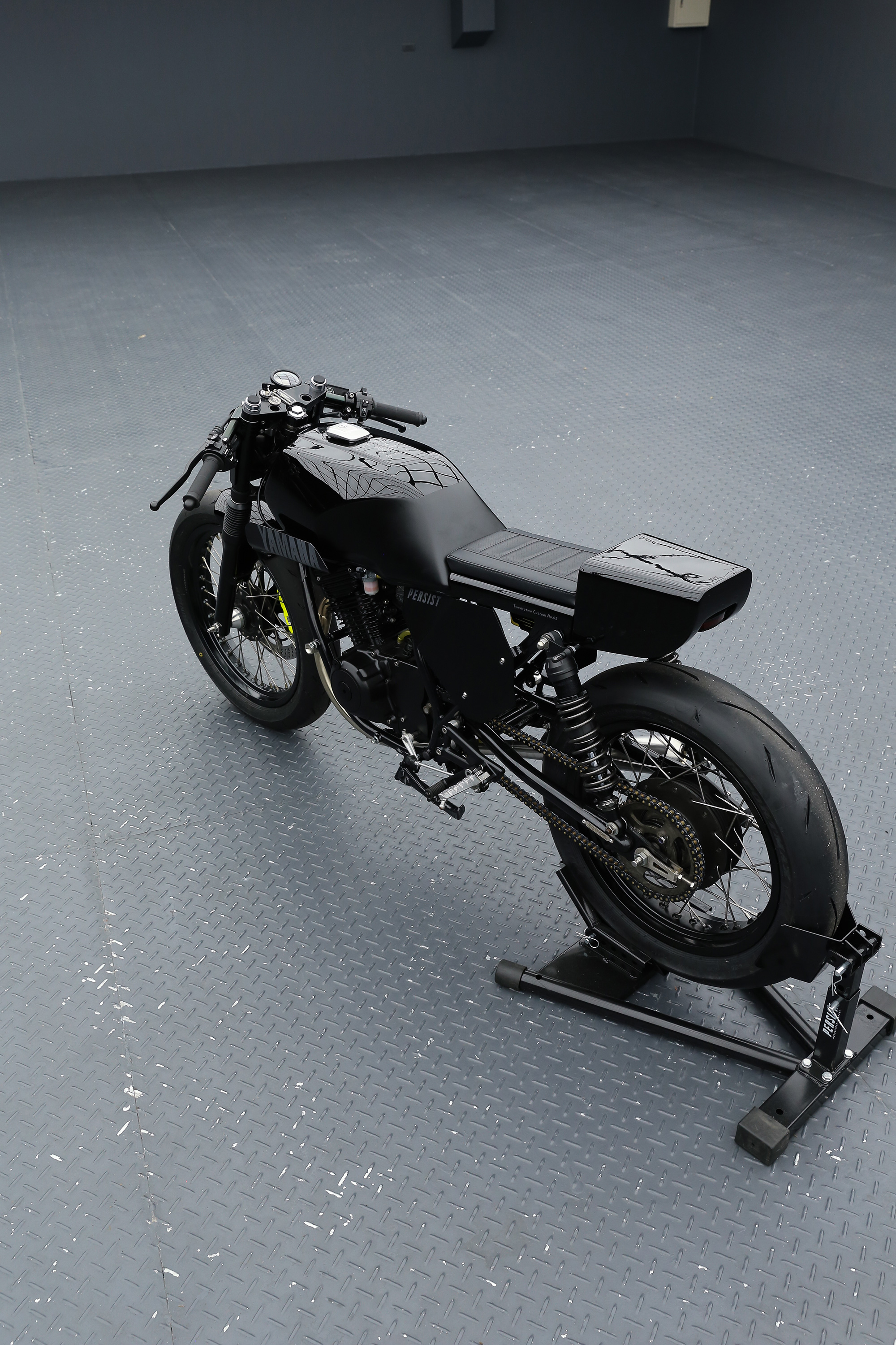 Custom Yamaha SR150 Café Racer by Twentytwo custom, top view