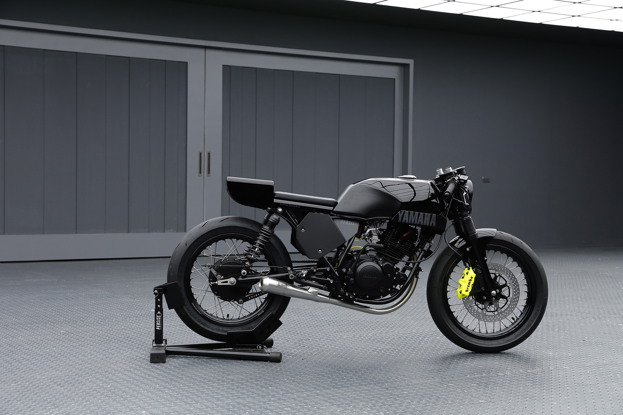 Custom Yamaha SR150 Café Racer by Twentytwo custom, side view