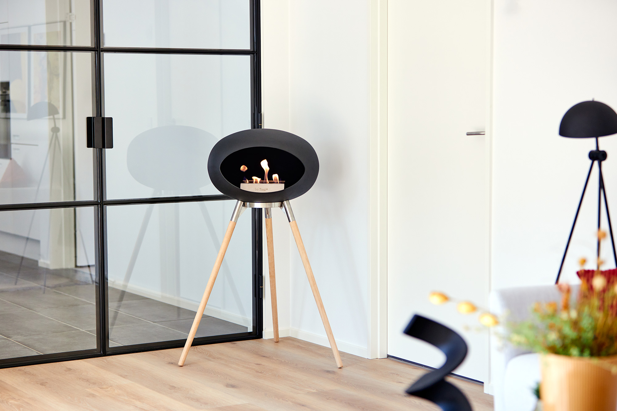 Le Feu portable fireplace, black with wooden legs
