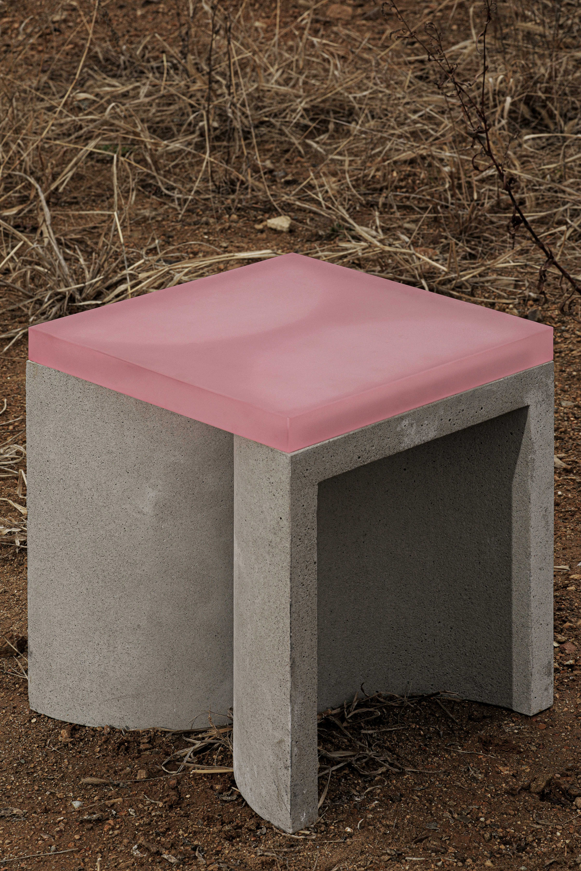 Modular concrete furniture, cement and plexiglass