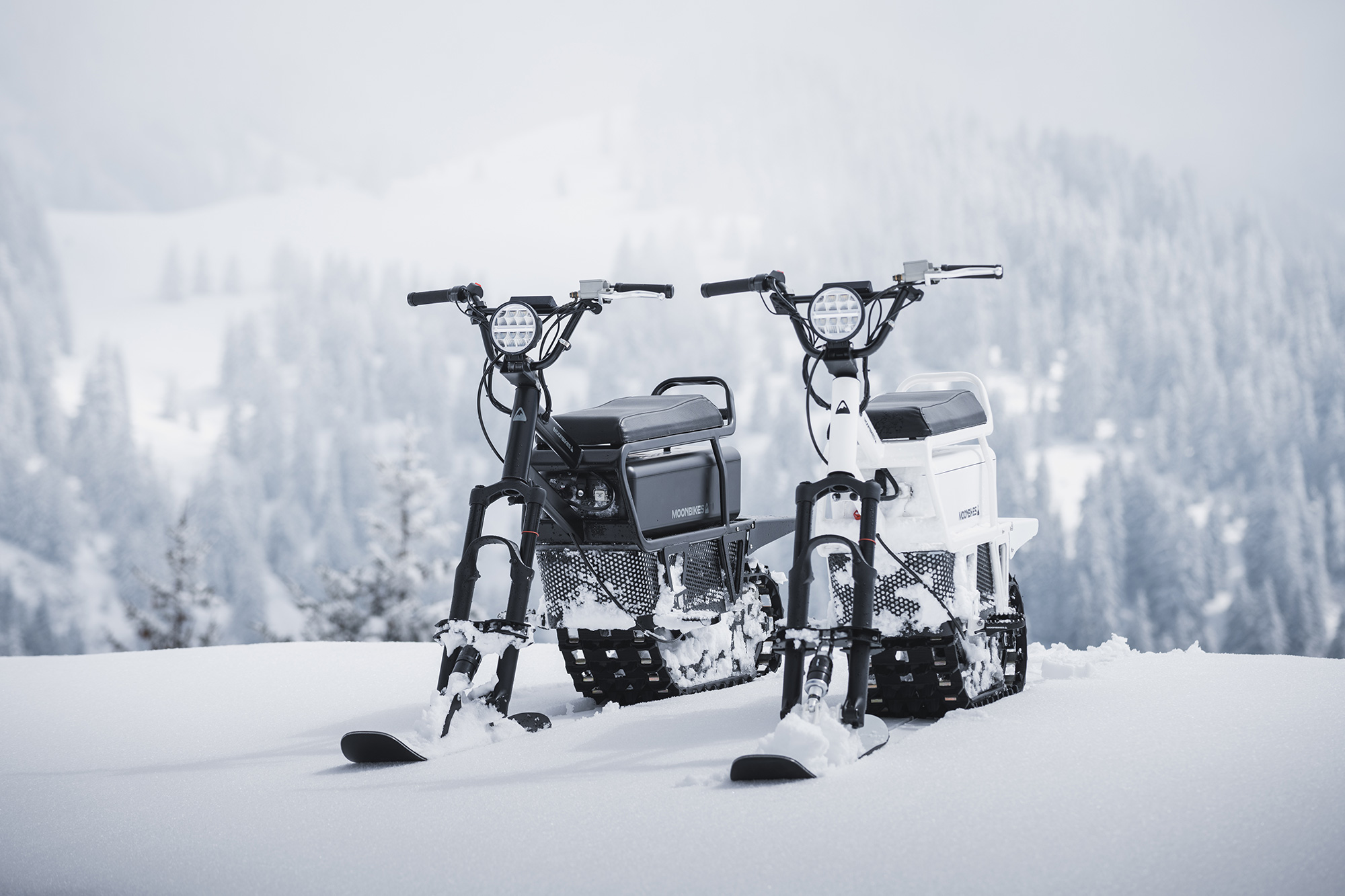 moonbikes, electric snow mobile, front view