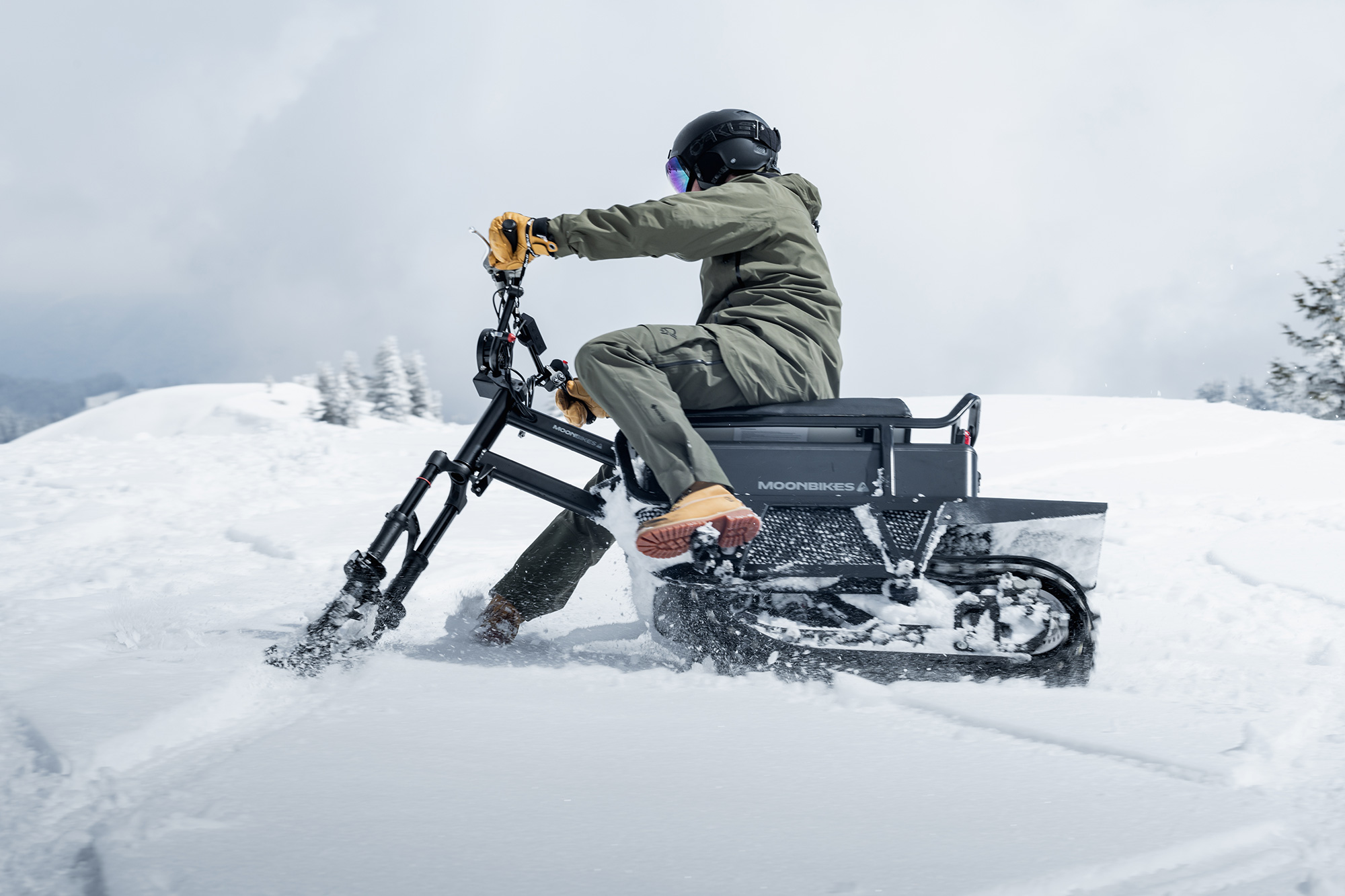moonbikes, electric snow mobile, turning