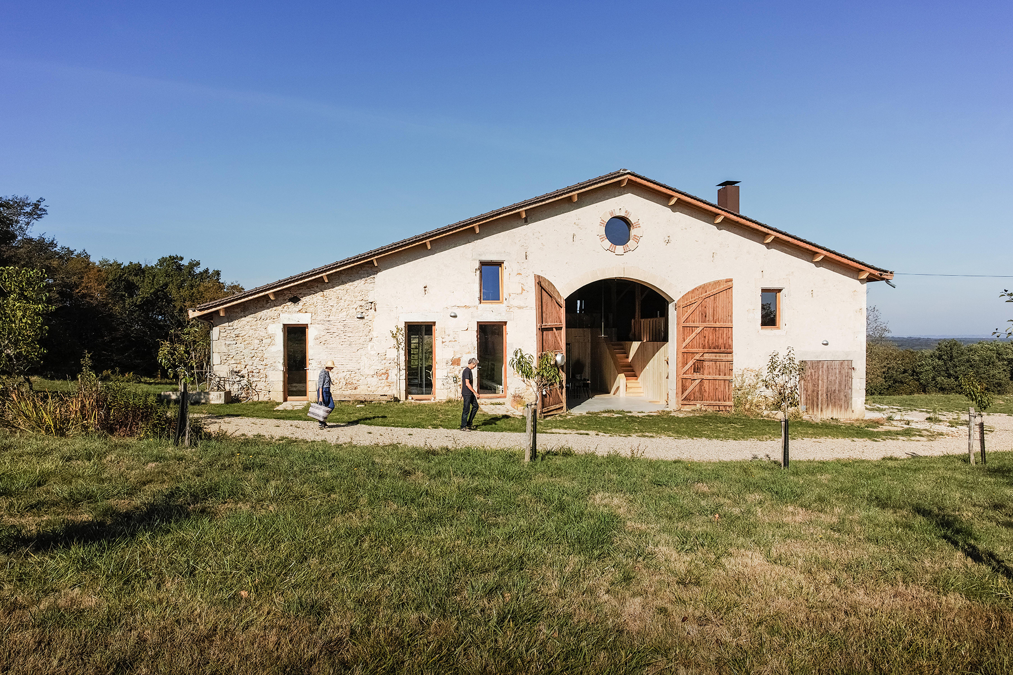 Garrelis Farm by Atelier Boteko, front view