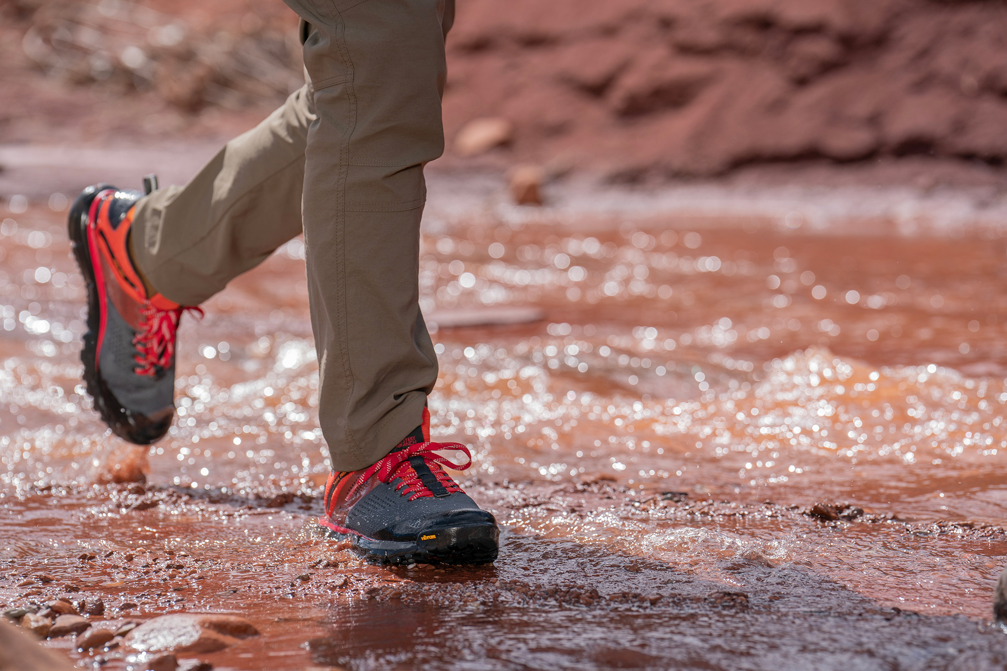 Danner and Mystery Ranch Unveil First Collaboration: The Lightweight Day-Hike Collection - Gessato