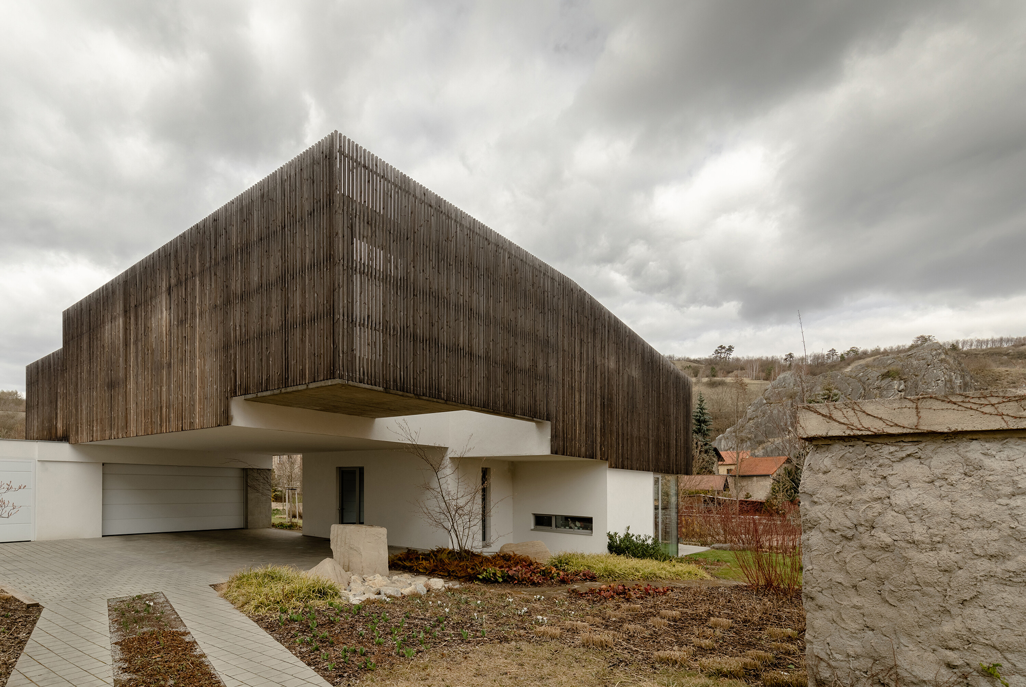 Family House in Hlubocepy - Gessato