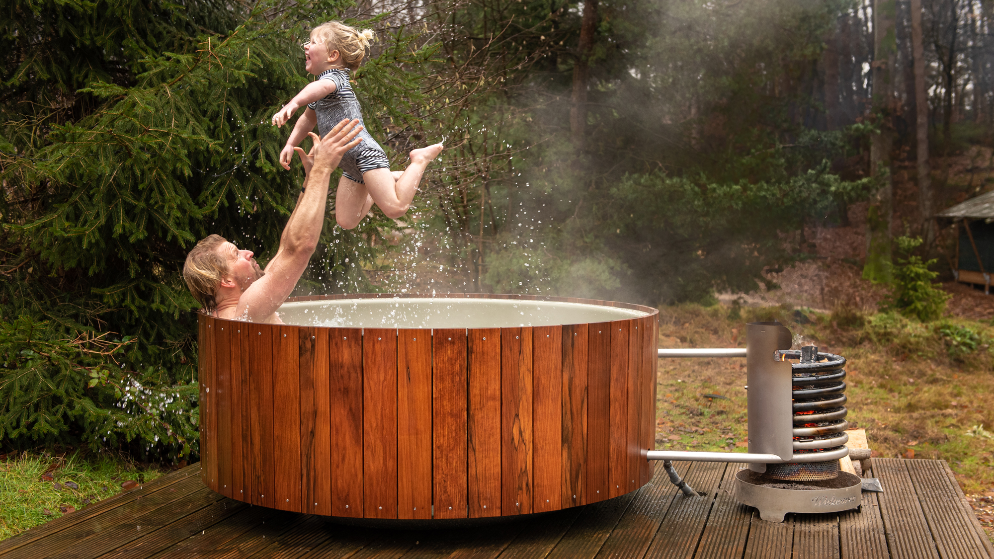 Wood Fired Hot Tub Designs to Relax in Style - Gessato