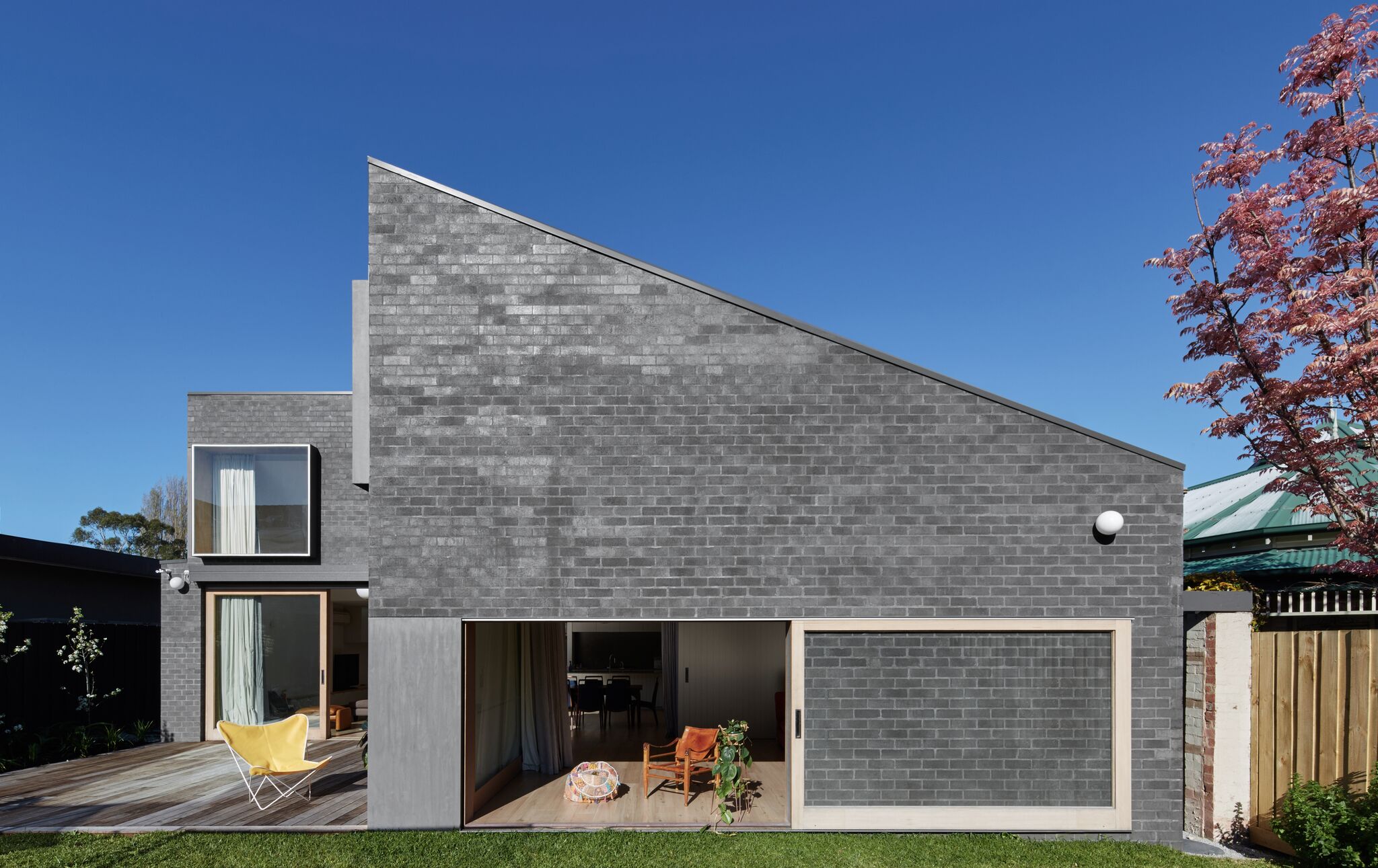 Black Brick House Designs That Are Awe-Inspiring - Gessato