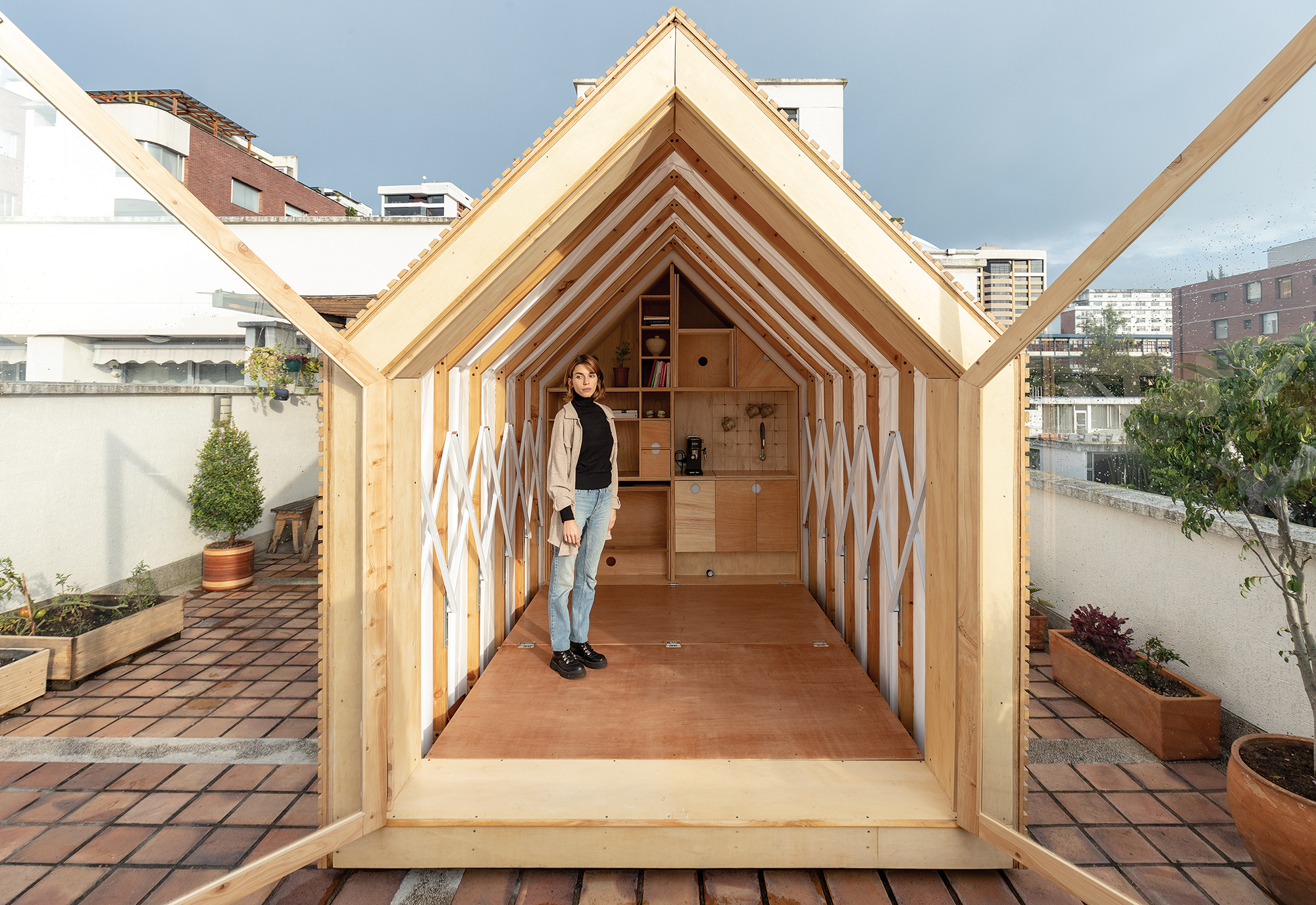 Unfolding Spaces: The Revolutionary IWI Folding Pod - Gessato