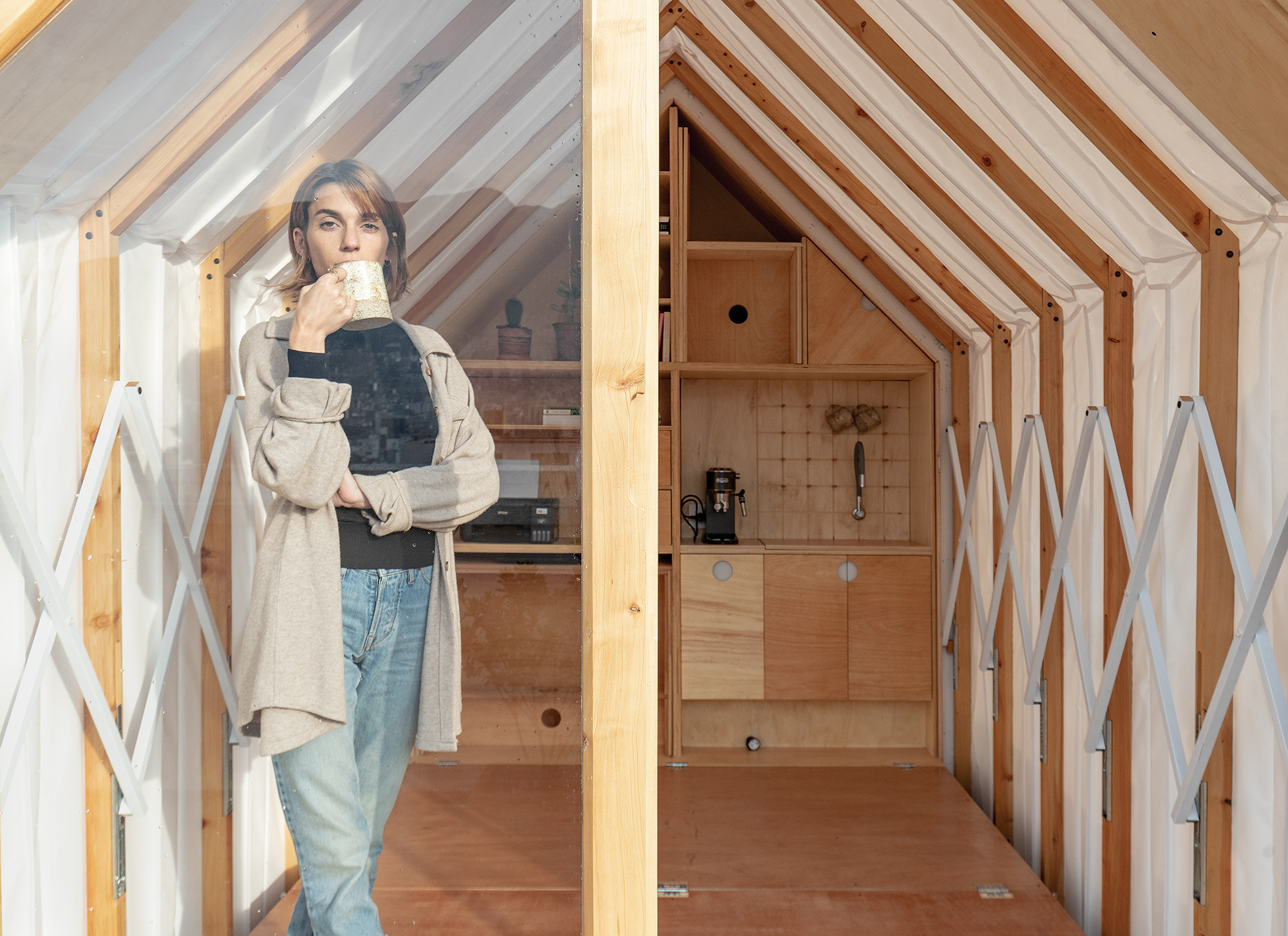 Unfolding Spaces: The Revolutionary IWI Folding Pod - Gessato