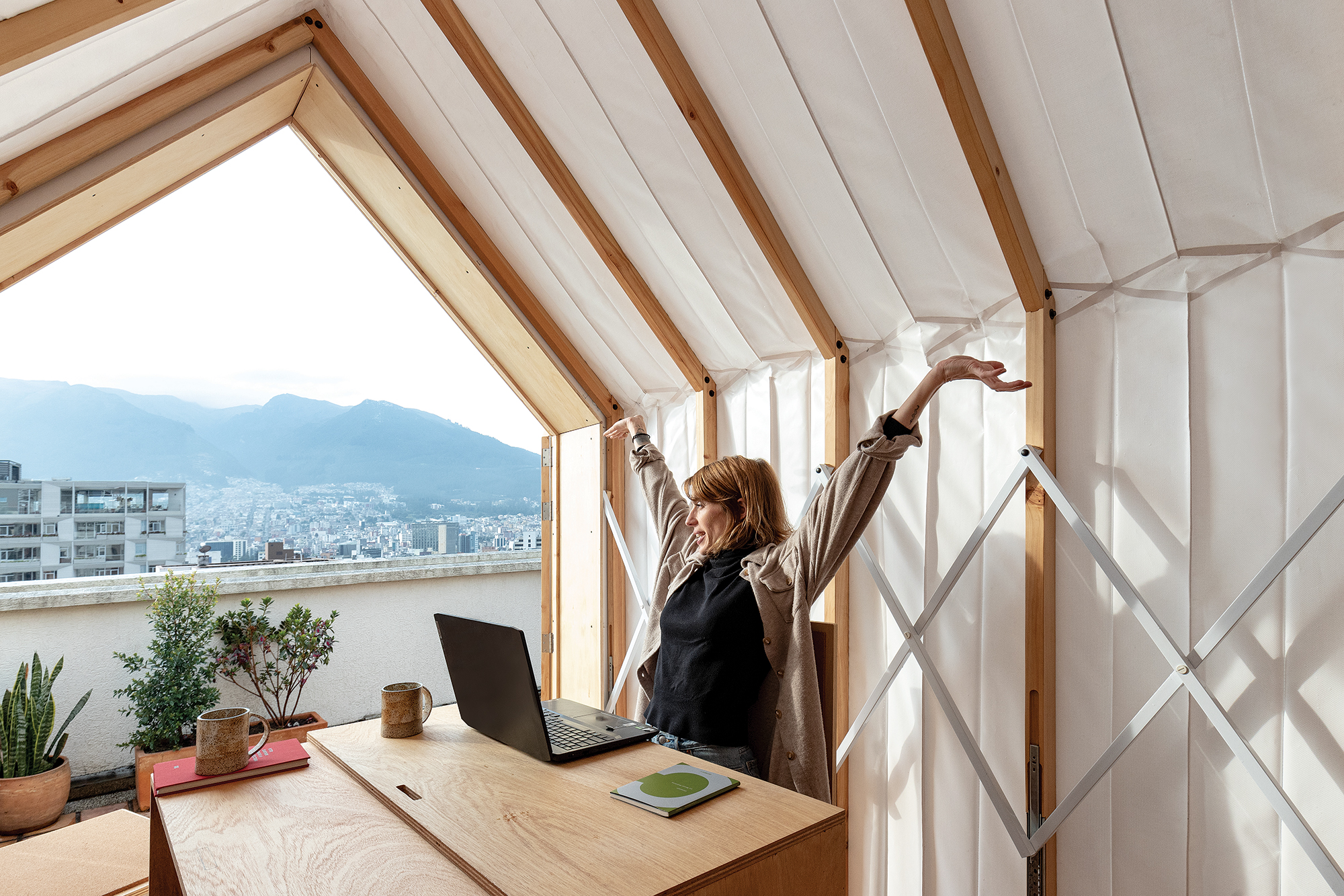 Unfolding Spaces: The Revolutionary IWI Folding Pod - Gessato