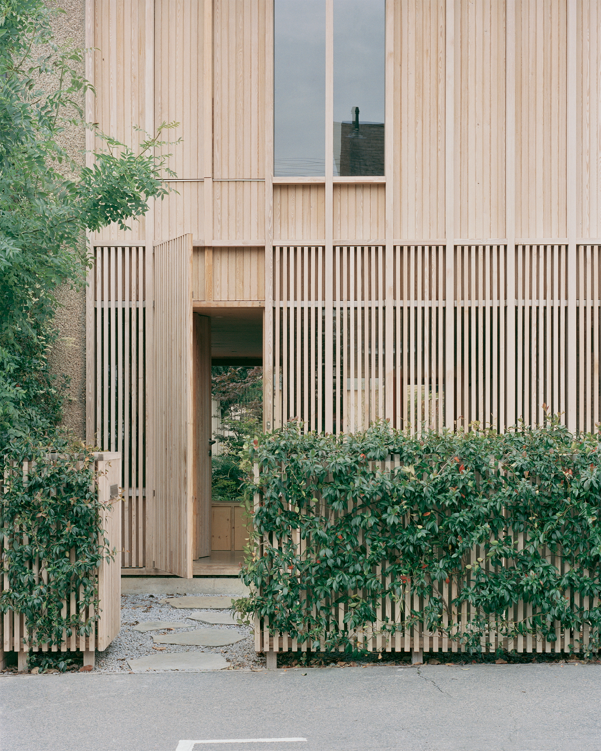 AO-FT Architects Completes Spruce House & Studio, their Debut Project in London - Gessato