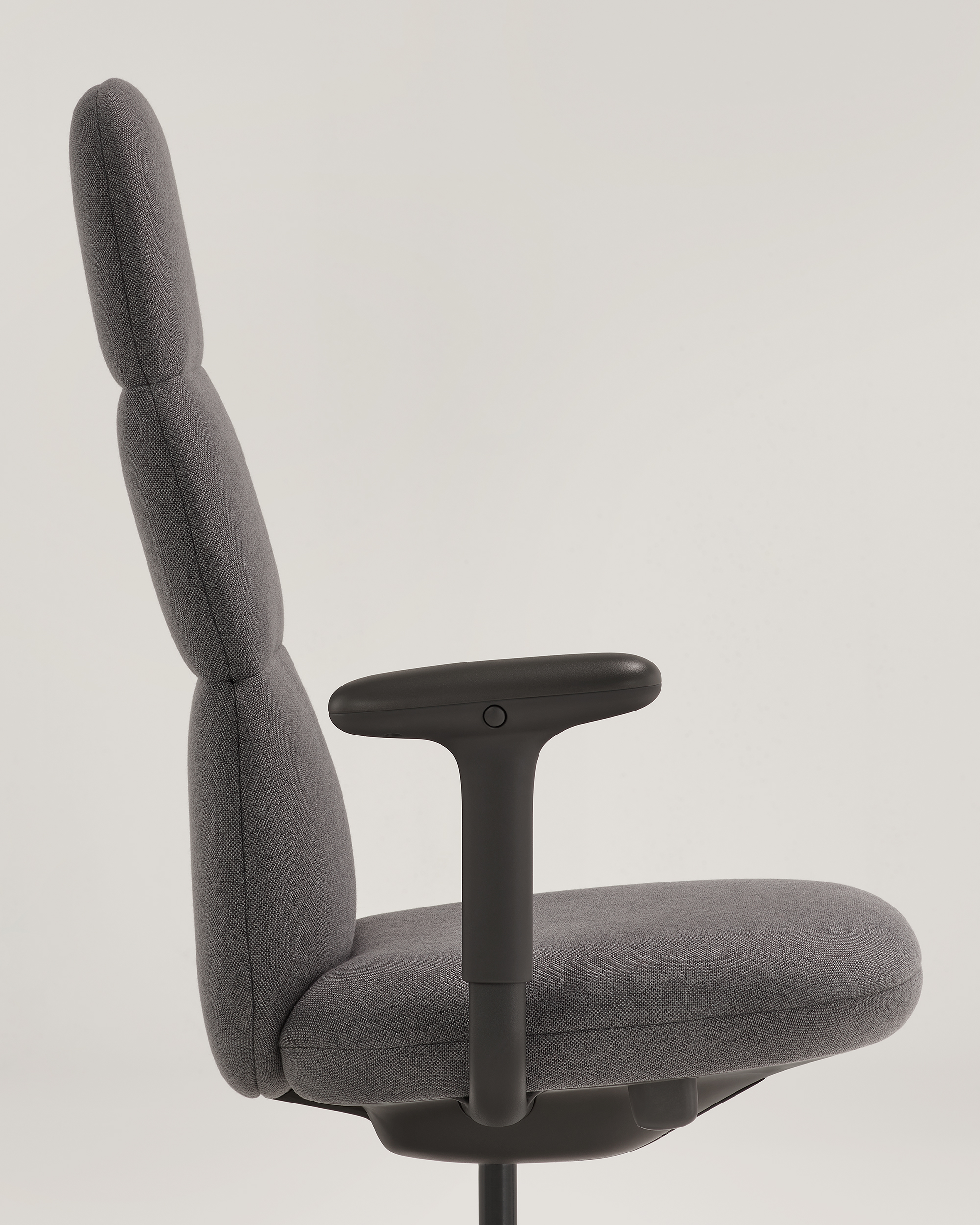 The Asari Chair - Gessato