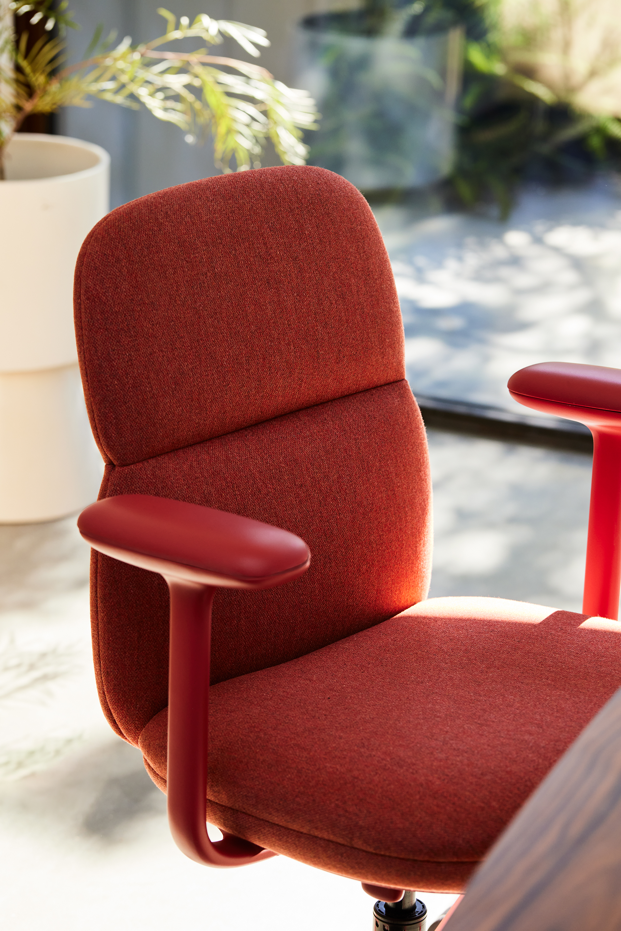 The Asari Chair - Gessato