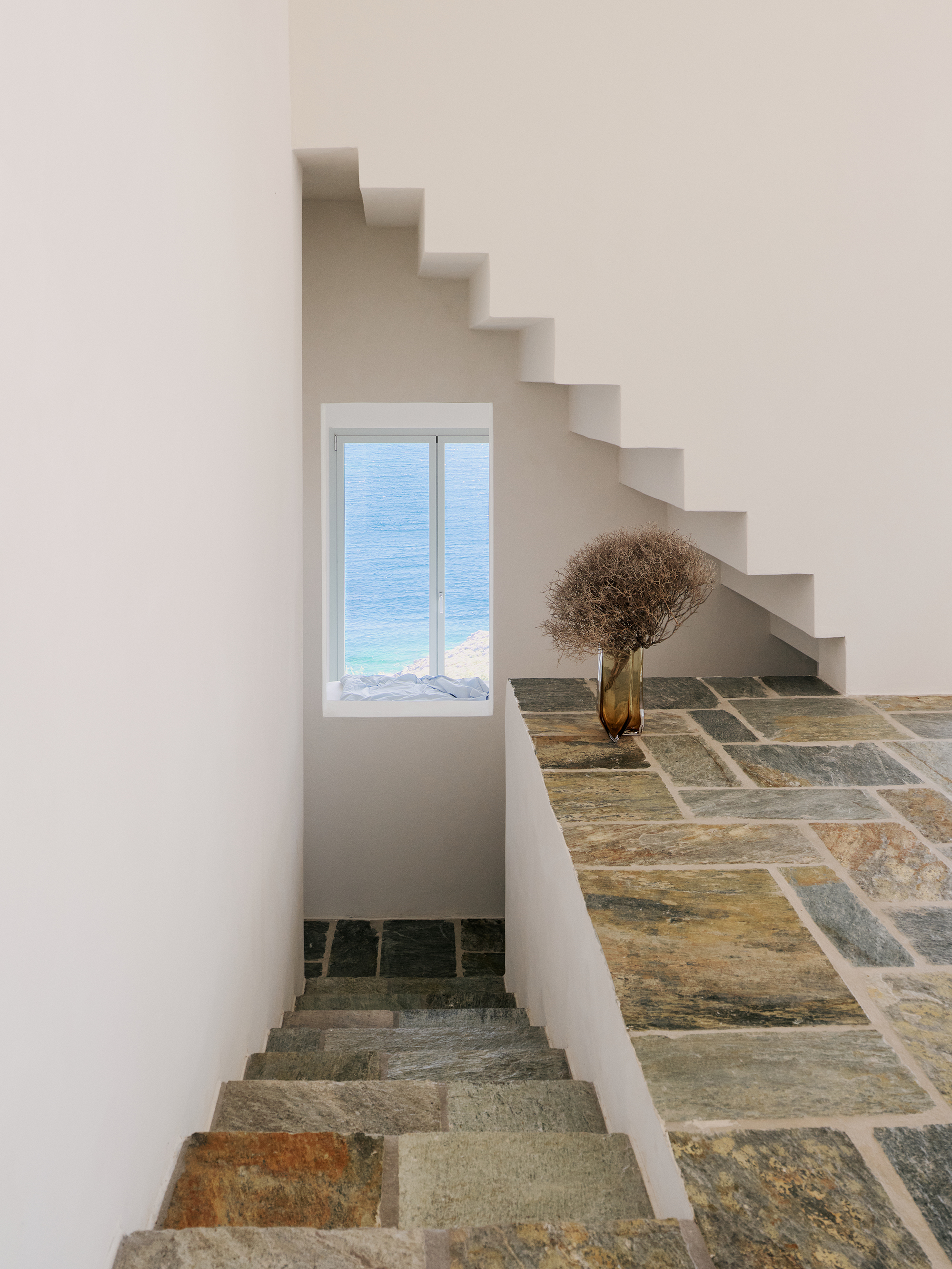 Architectural Gems: The Piperi House in Kythnos Island - Gessato