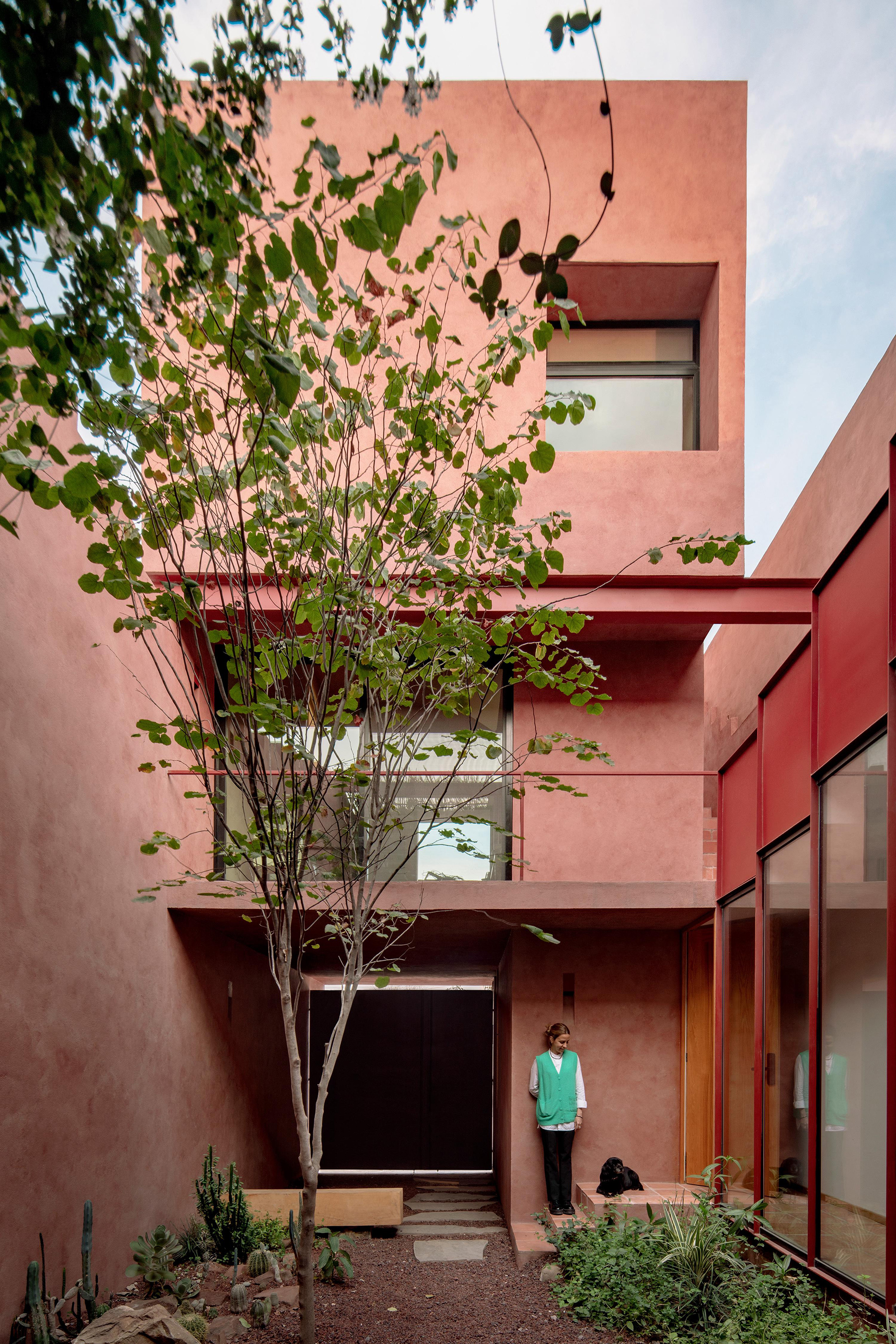 Casa Ederlezi, A Warm Family Home in Mexico - Gessato