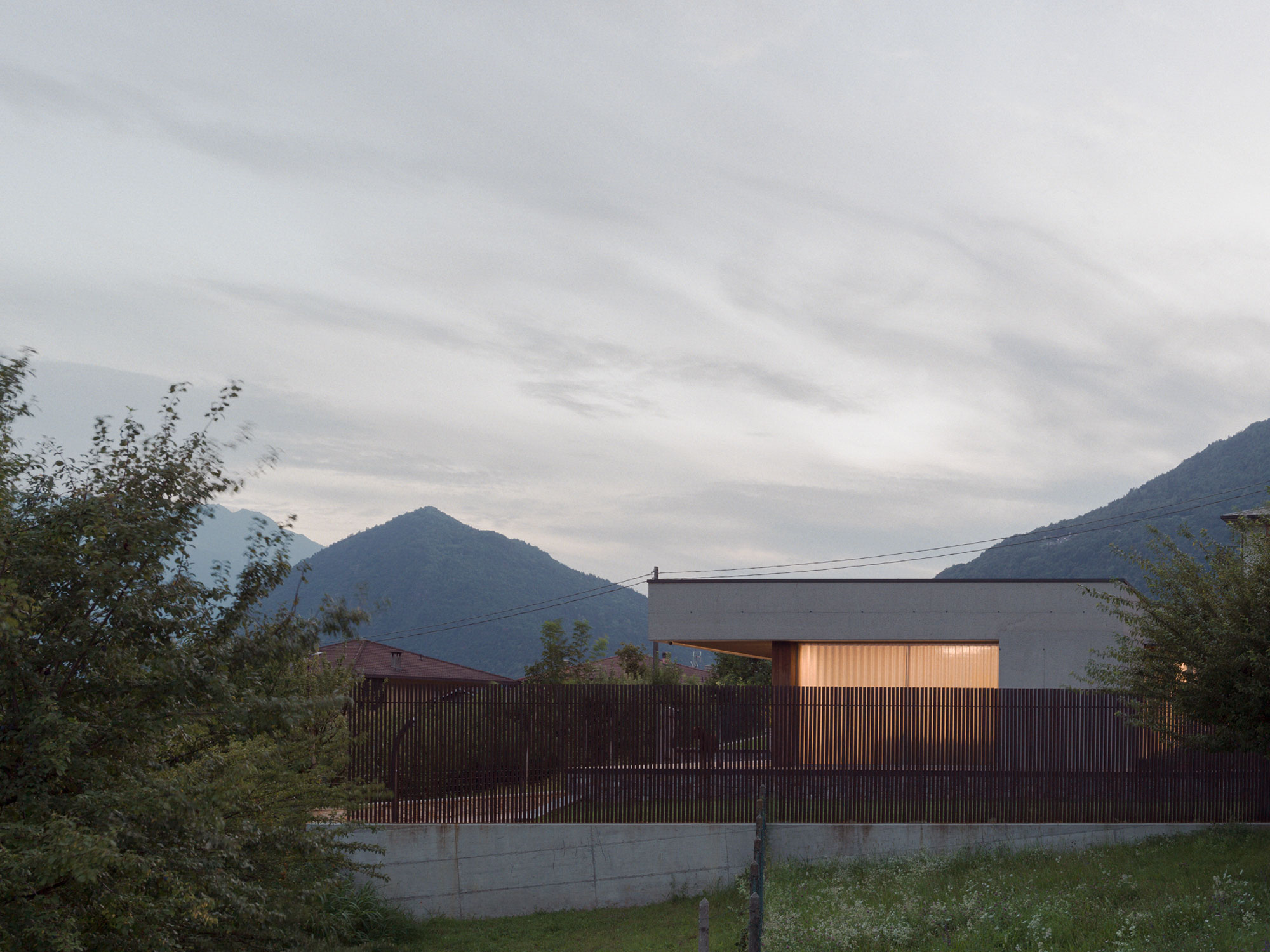 Ginny's House: An Architectural Ode to Alpine Modernism - Gessato Ginny's House: An Architectural Ode to Alpine Modernism - Gessato