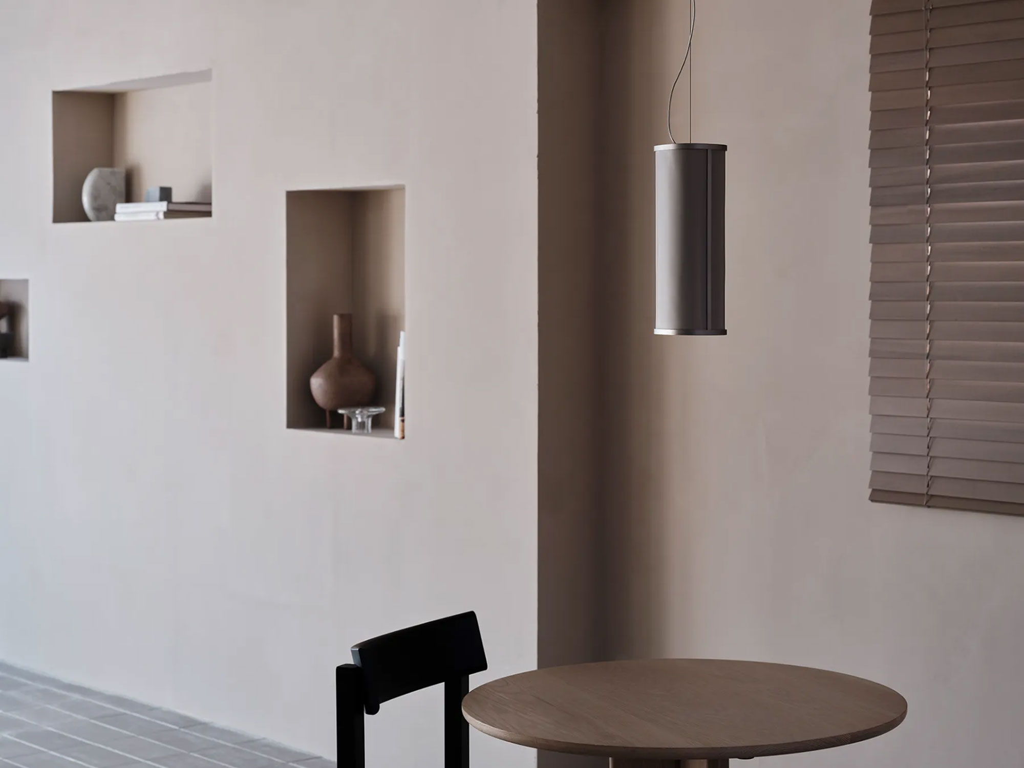 The Lotus, Flight, and Rim Lights by Nao Iwamatsu - Gessato The Lotus, Flight, and Rim Lights by Nao Iwamatsu - Gessato