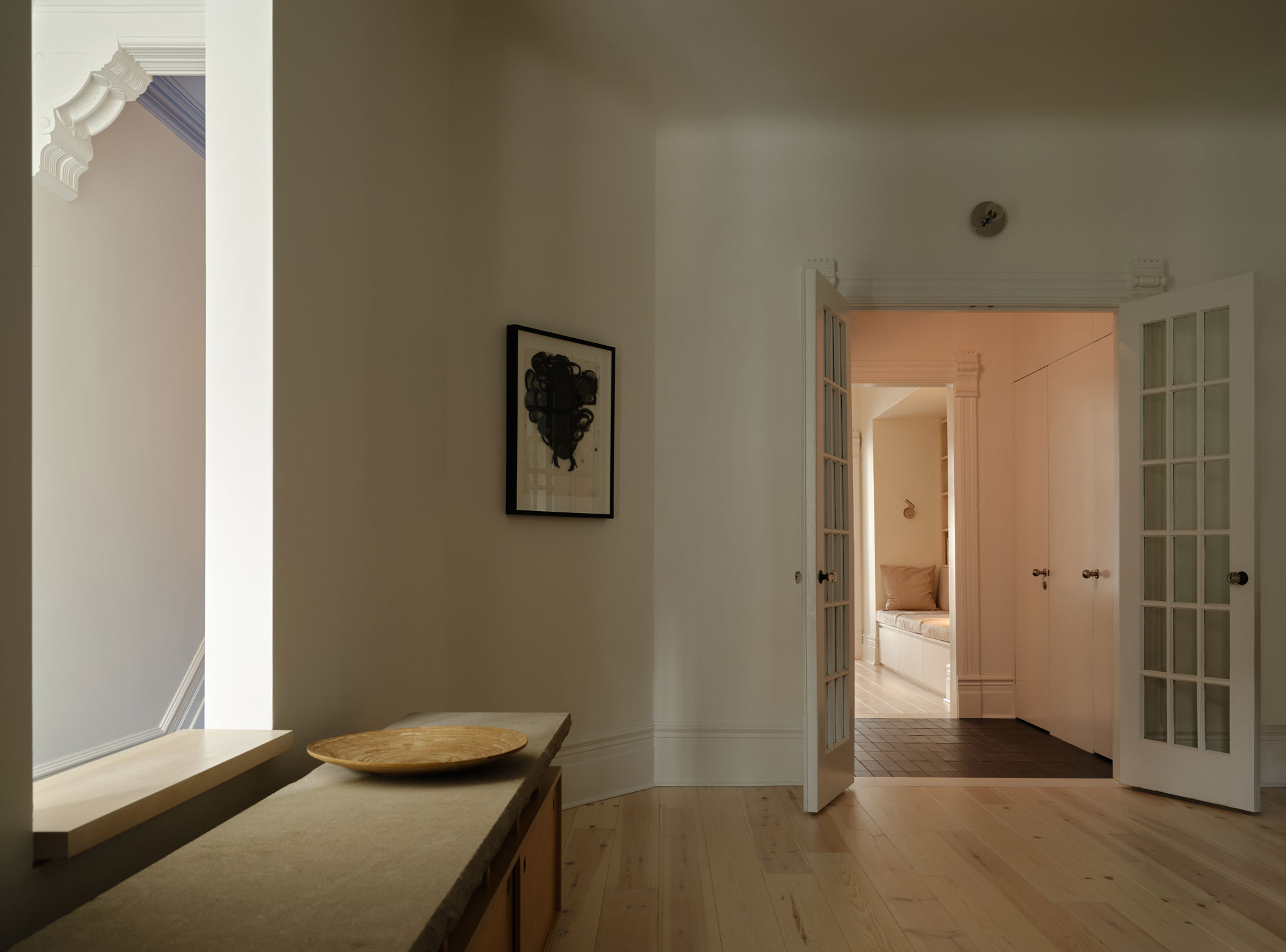 The Luminous Enigma of Camera Lucida - Gessato