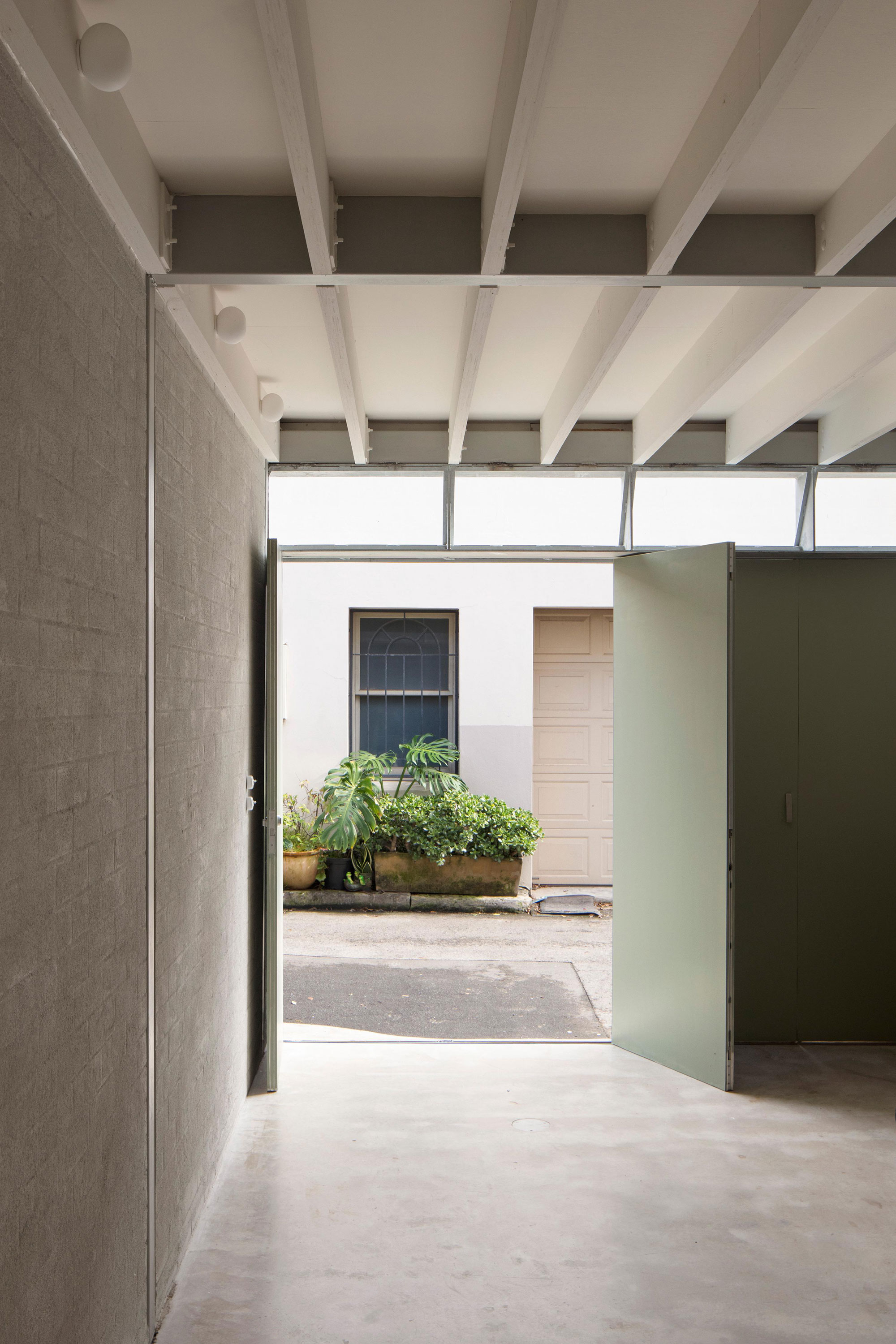 Steel House/Stone House by Retallack Thompson - Gessato