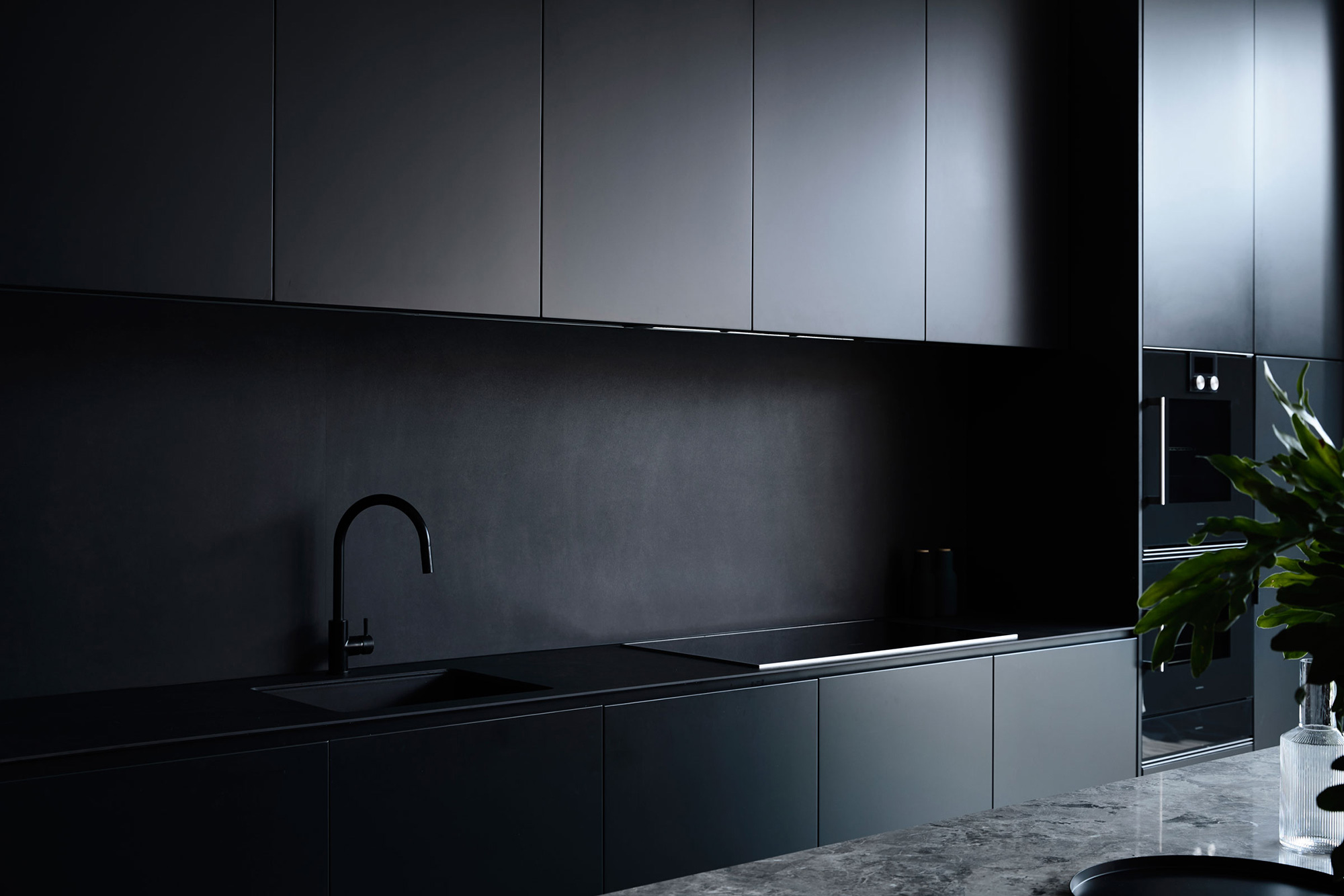 Black Sink Designs for Stylish Kitchen Makeovers - Gessato Black Sink Designs for Stylish Kitchen Makeovers - Gessato