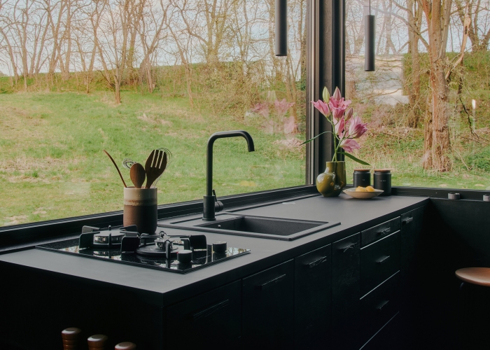 Black Sink Designs for Stylish Kitchen Makeovers - Gessato