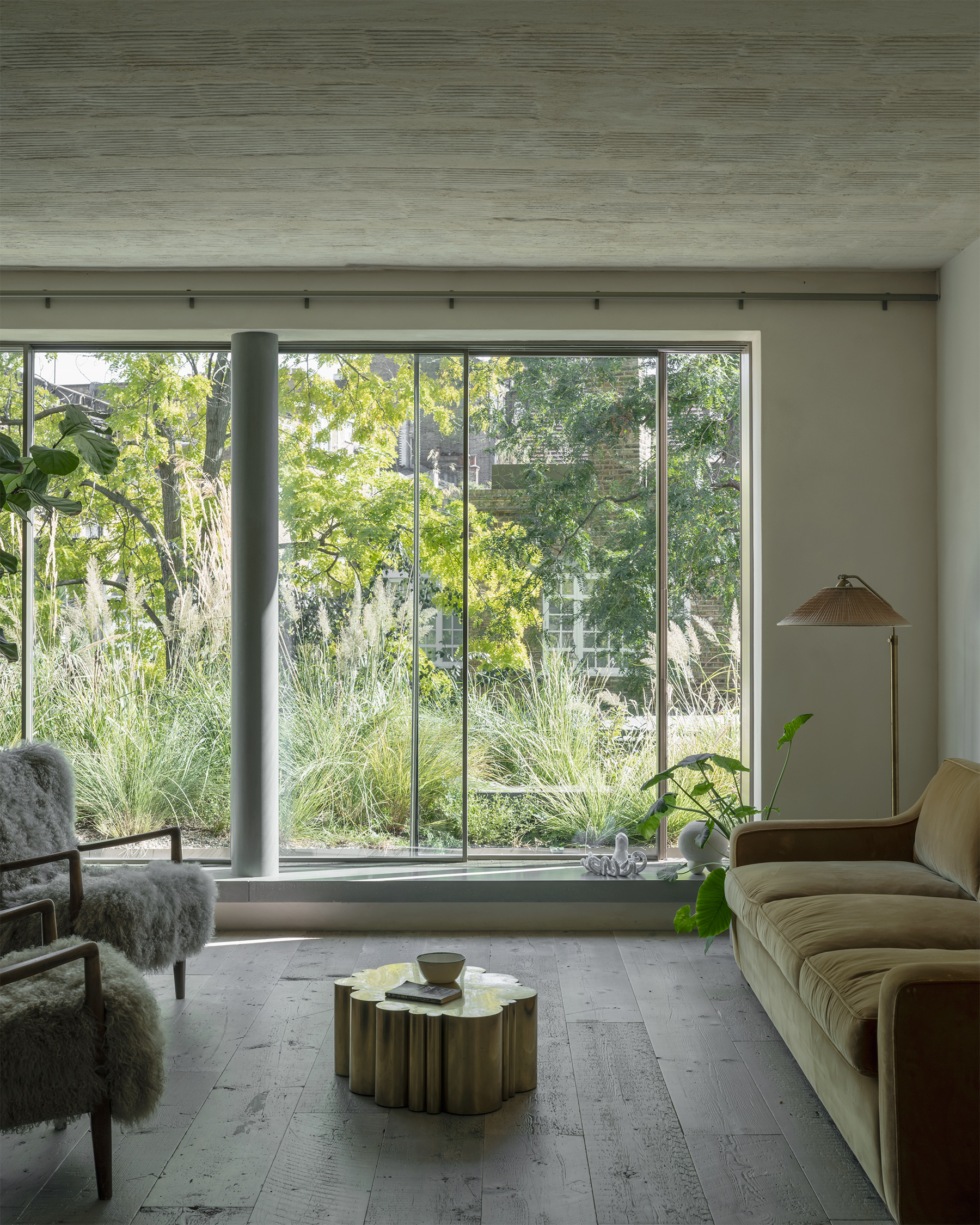 Reshaping Brutalism: A Pricegore Gem in Chelsea - Gessato