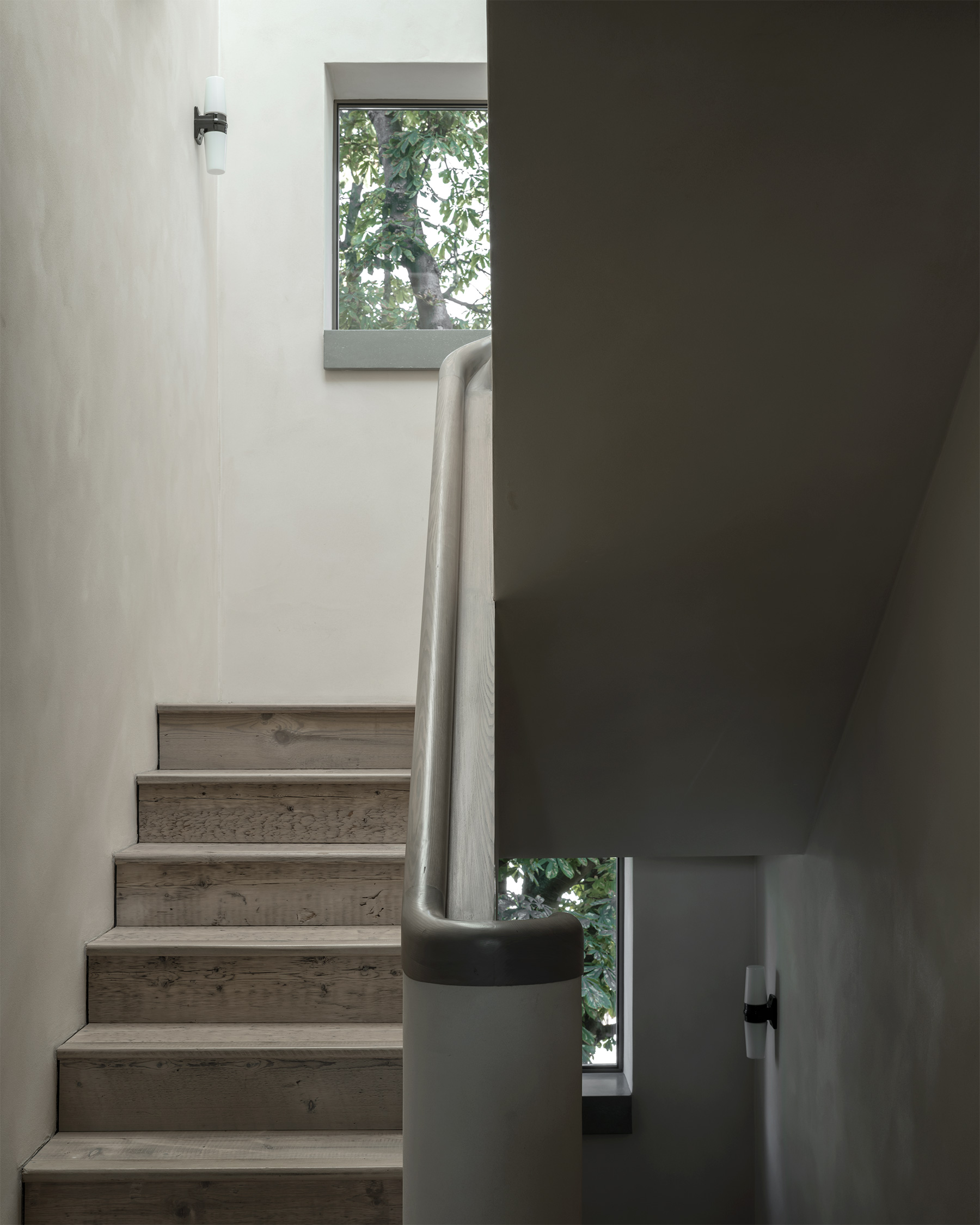 Reshaping Brutalism: A Pricegore Gem in Chelsea - Gessato