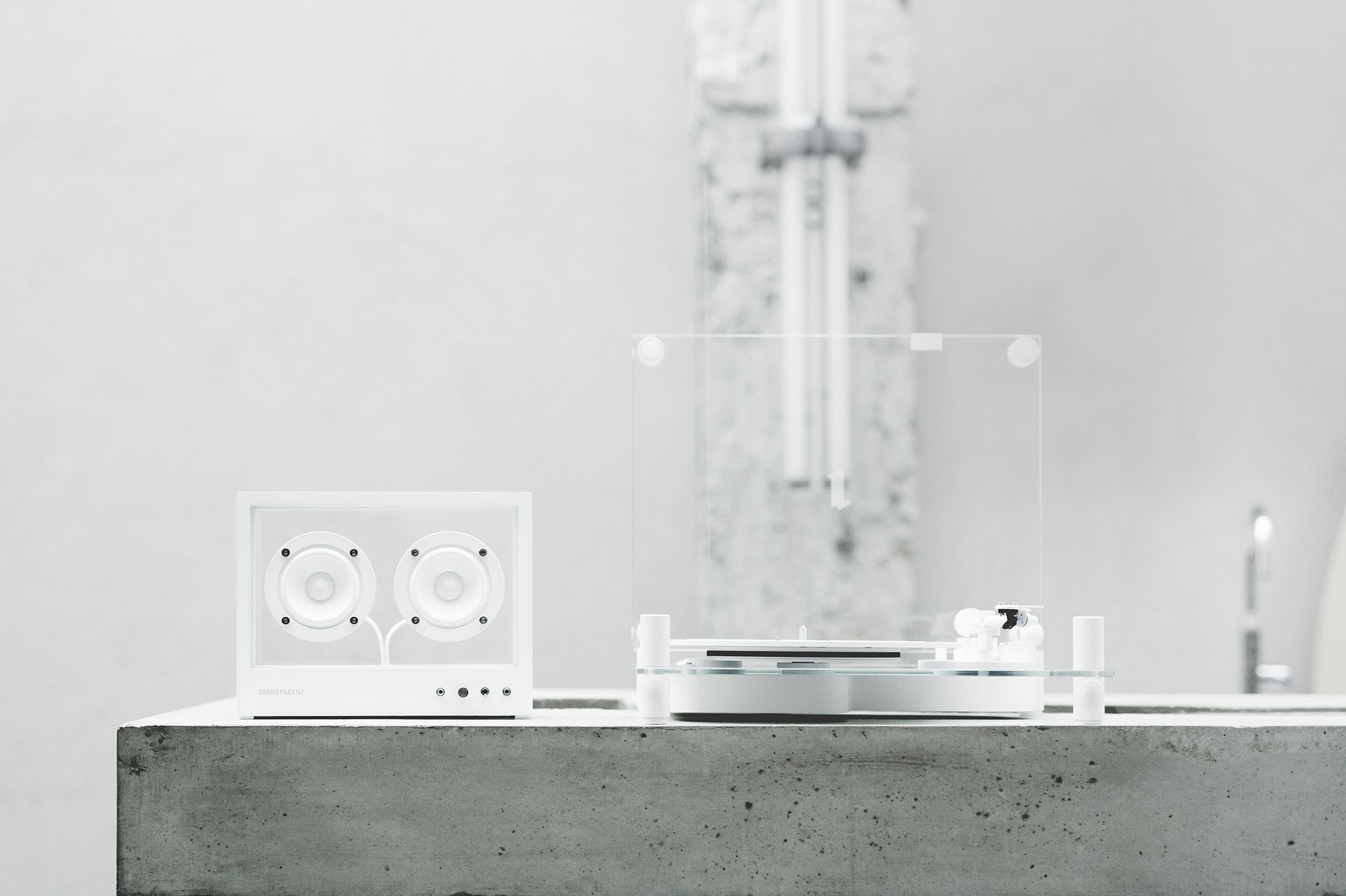 The Transparent Turntable - Gessato