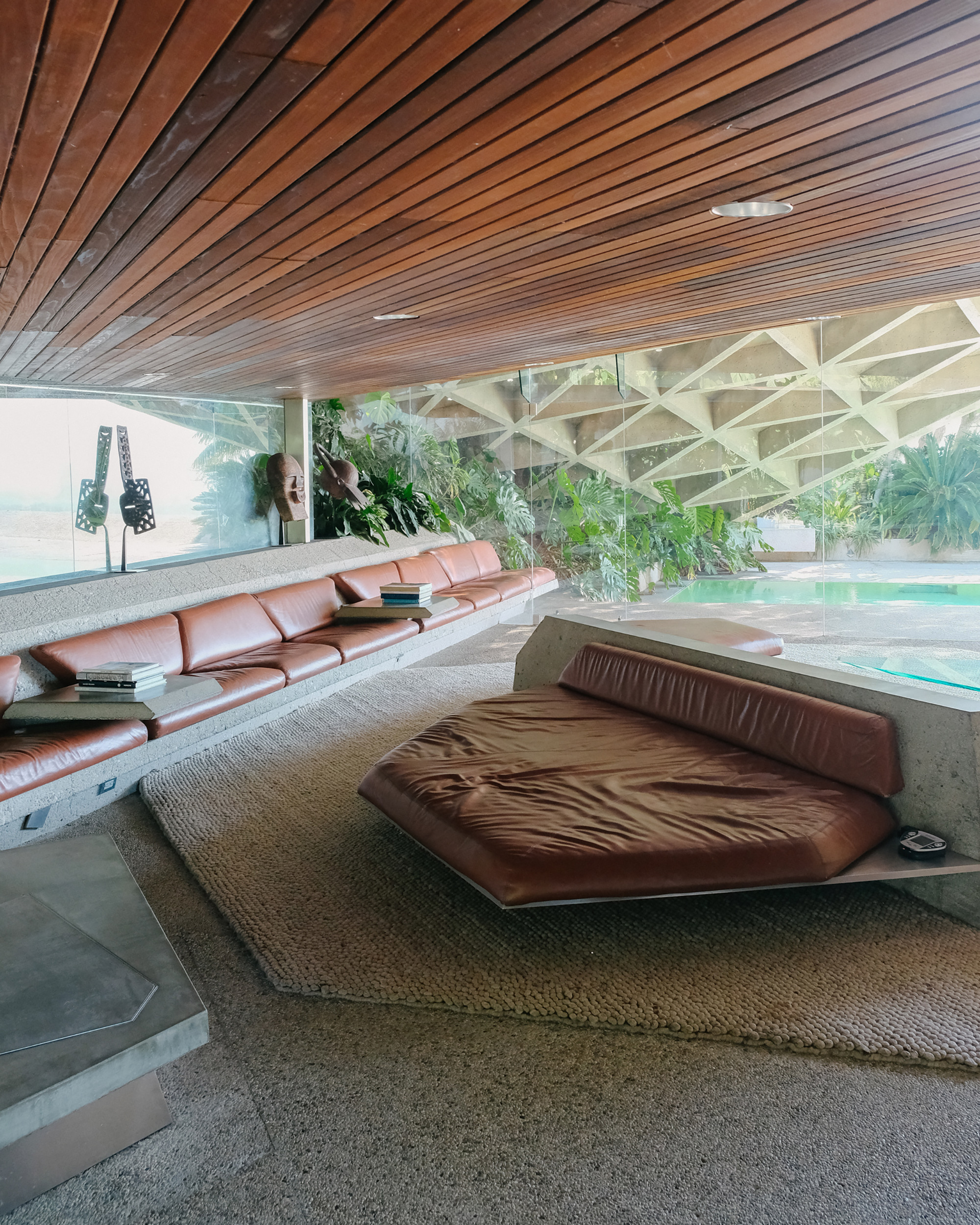 An Exploration of The Poetry of Architecture and Color - Gessato