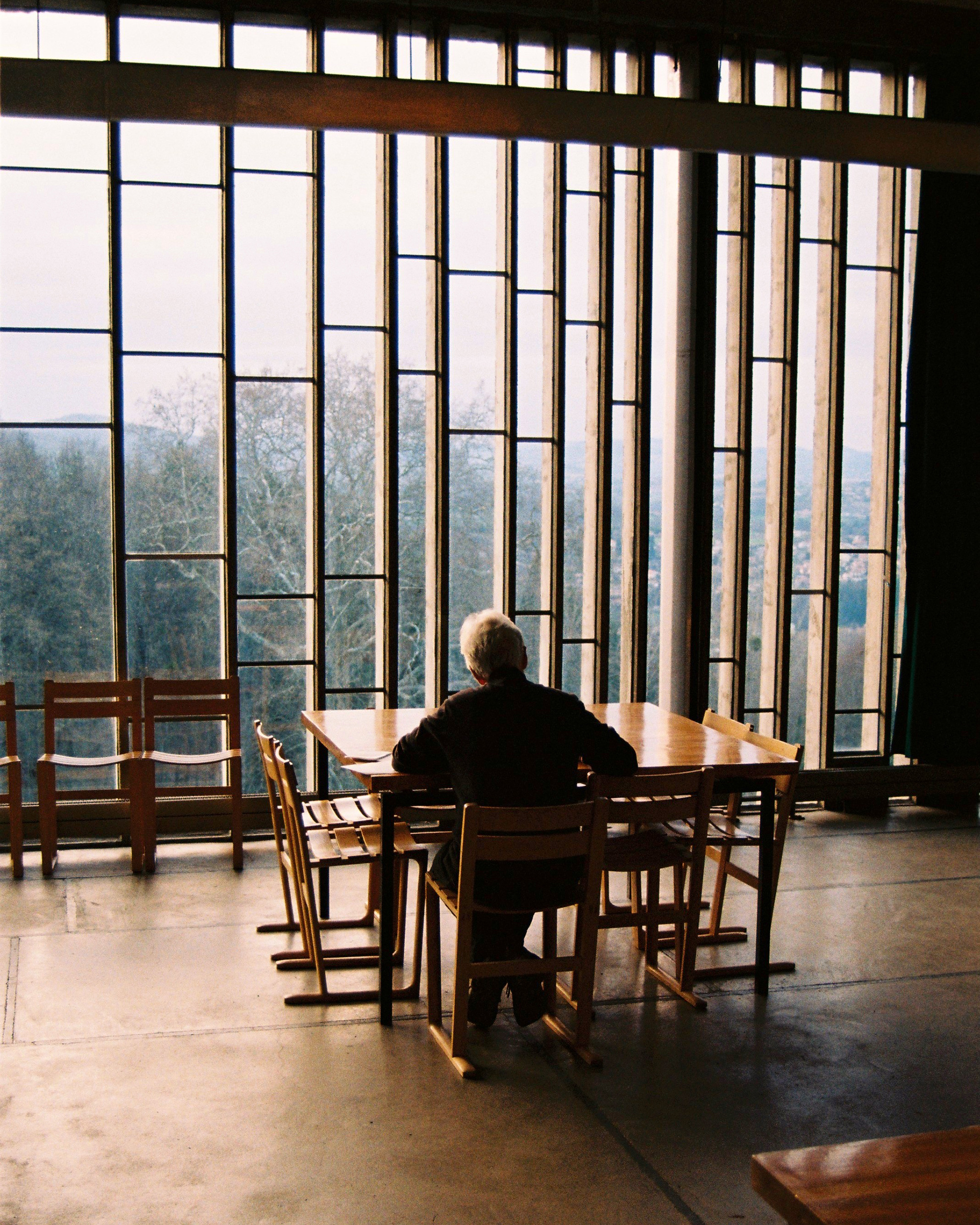 An Exploration of The Poetry of Architecture and Color - Gessato