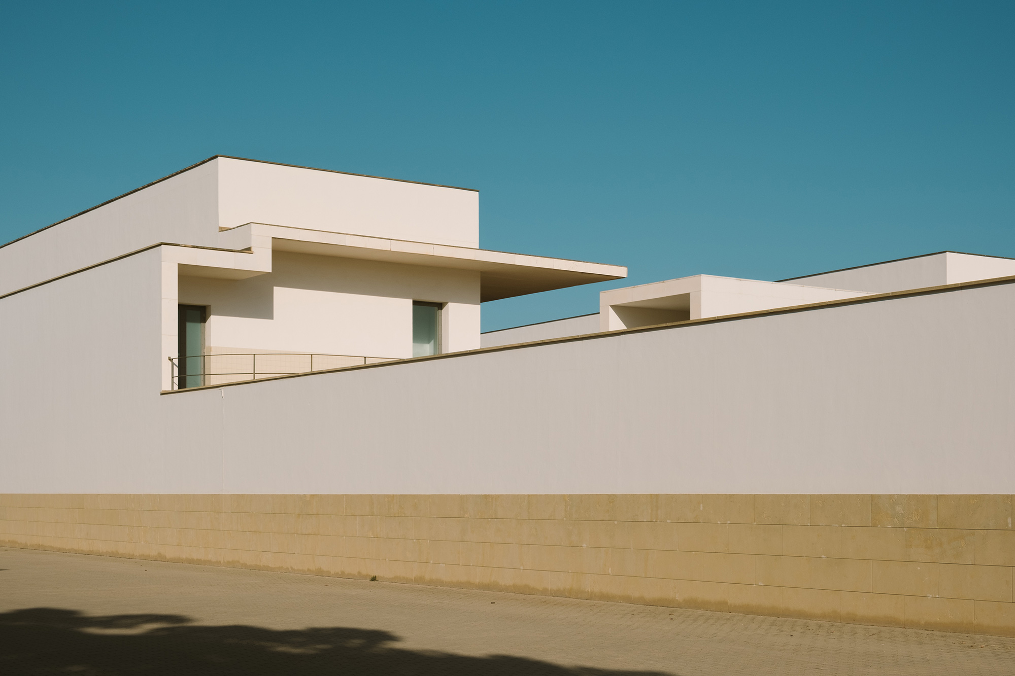 An Exploration of The Poetry of Architecture and Color - Gessato