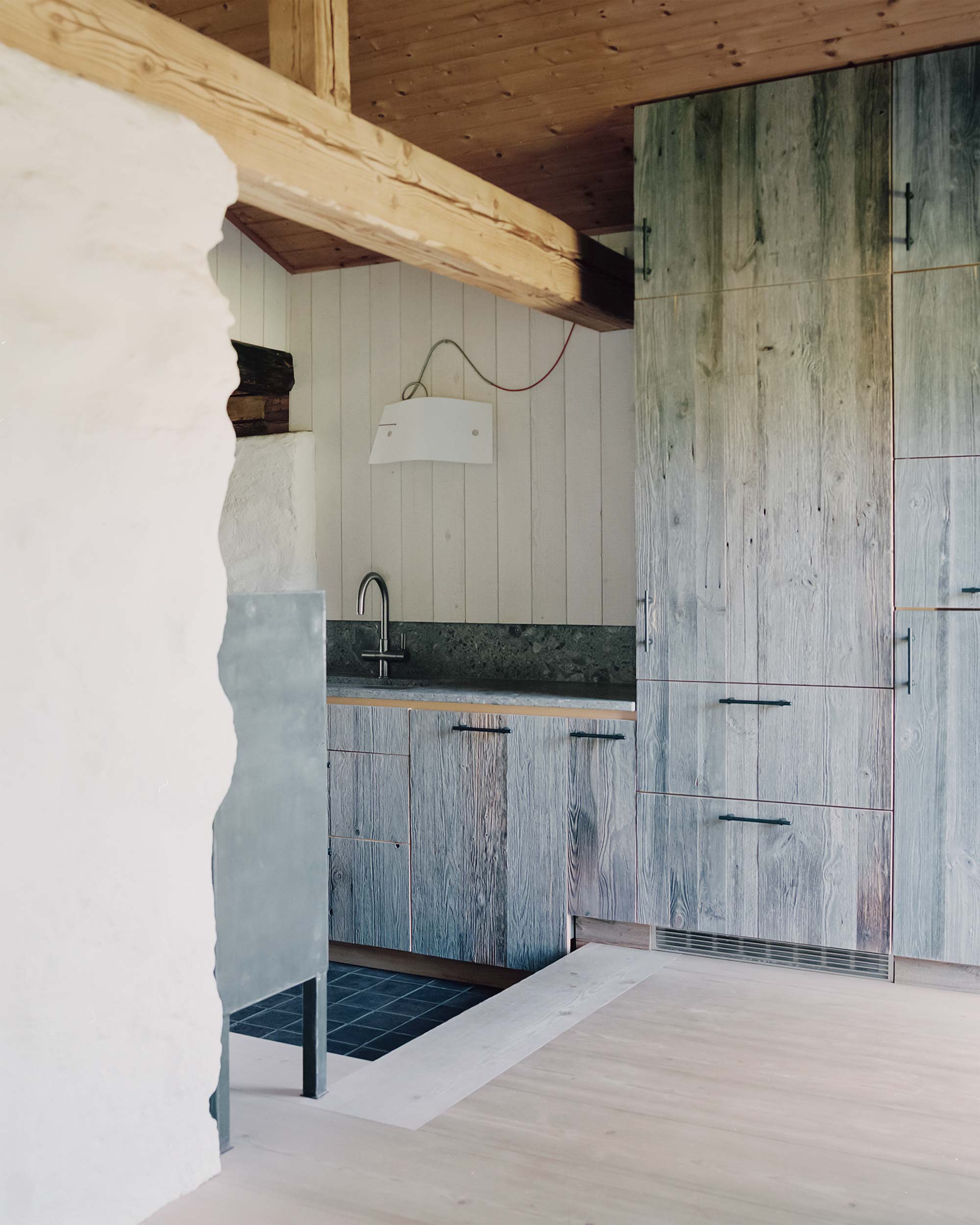 A Flax Hut Conversion In the Bavarian Alps - Gessato