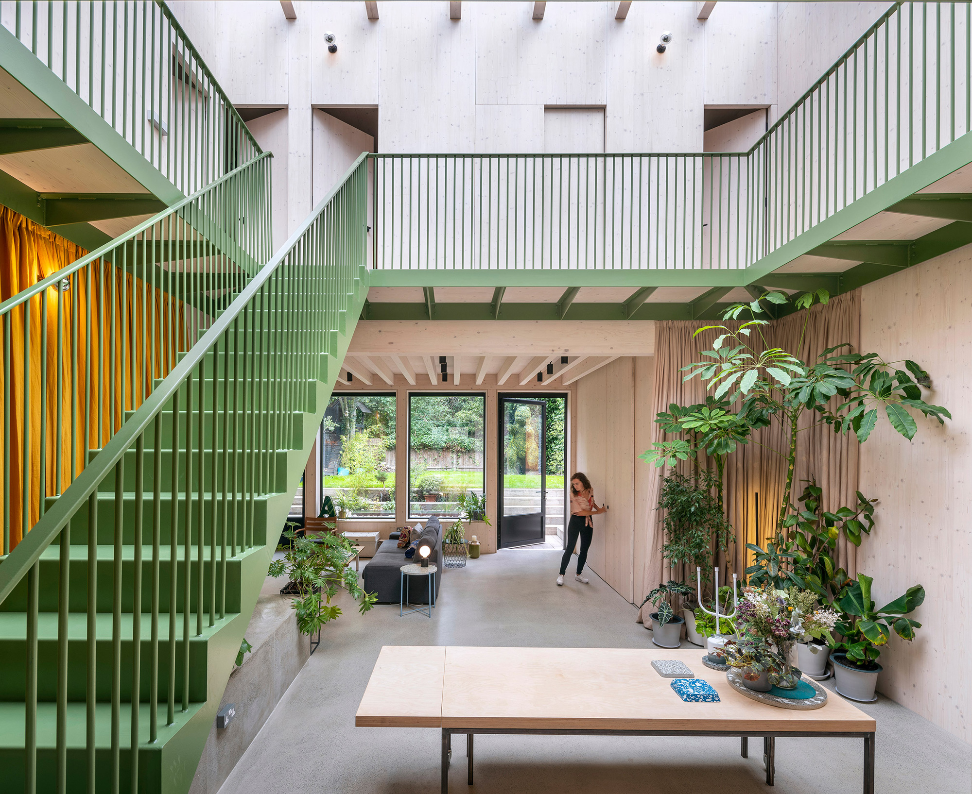 Green House: A Creative Haven in the Urban Landscape - Gessato