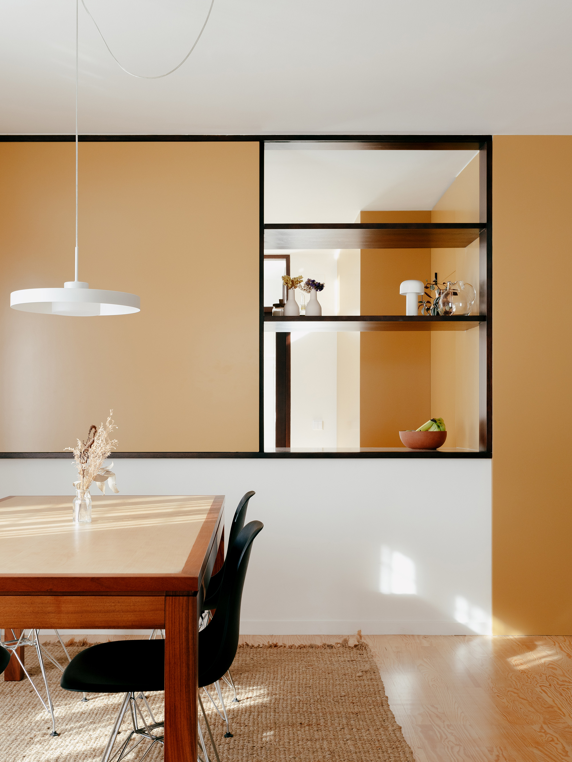 The Redesign of an Apartment in Raimundo Macedo - Gessato