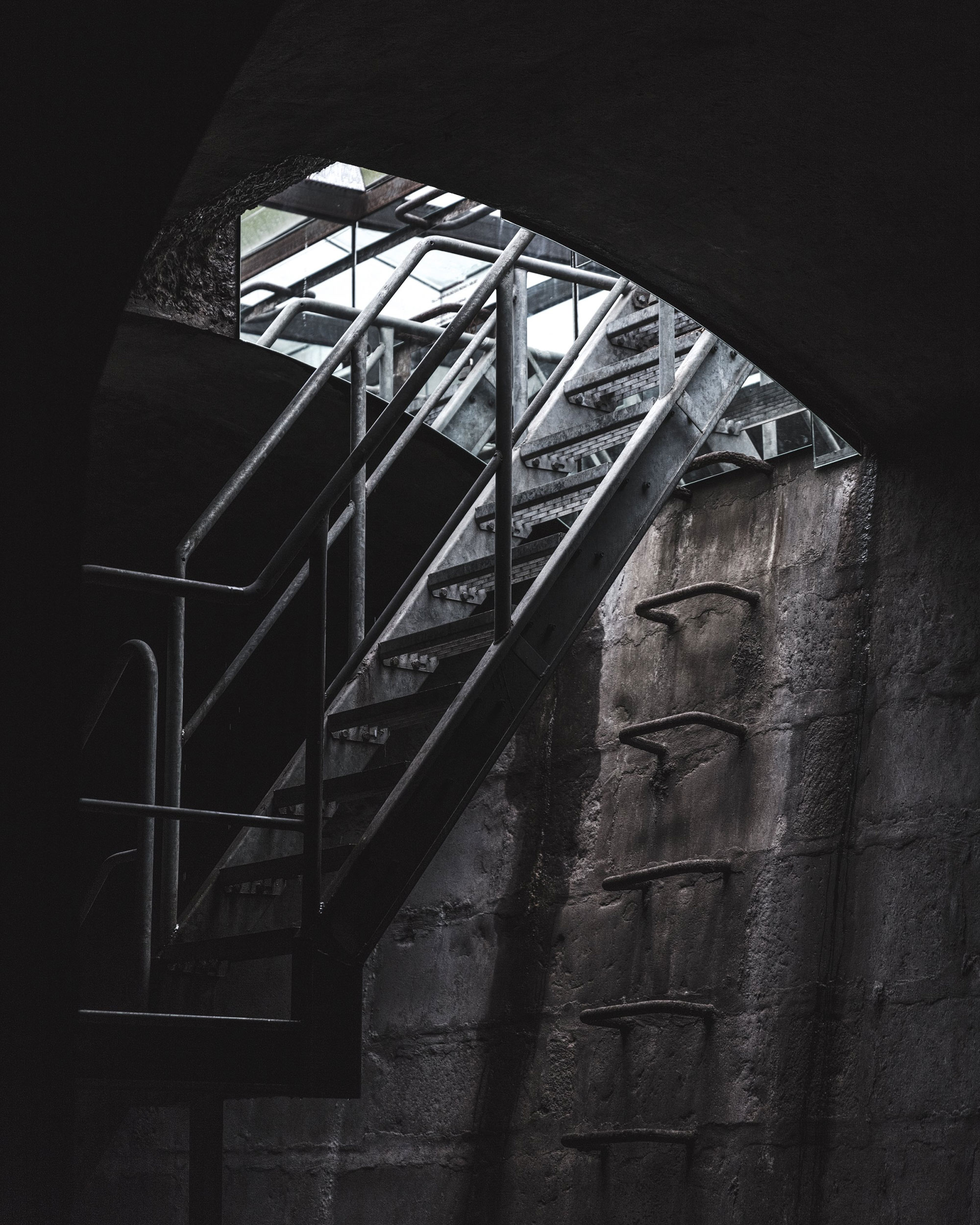 The Water by Hiroshi Sambuichi - Gessato