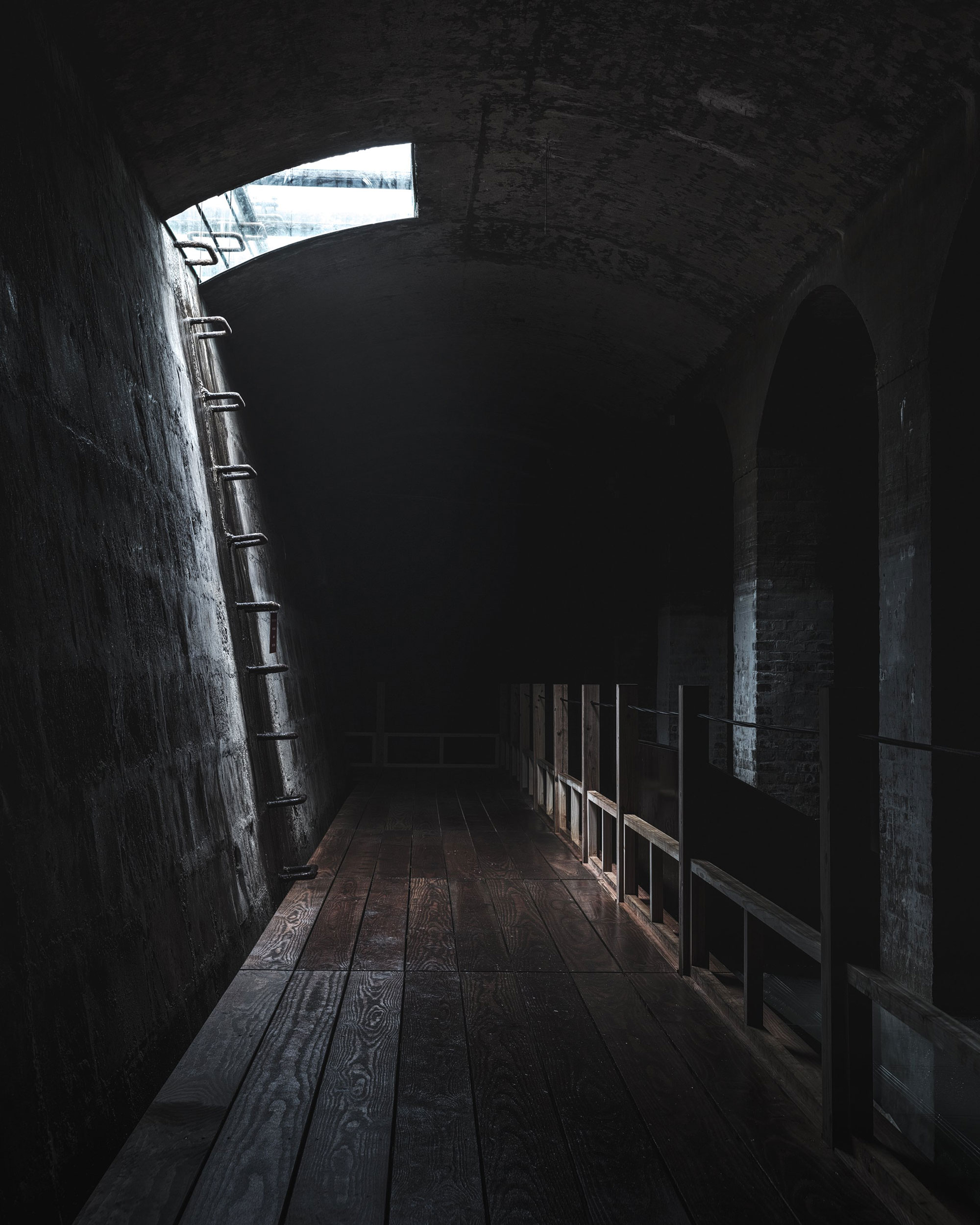 The Water by Hiroshi Sambuichi - Gessato