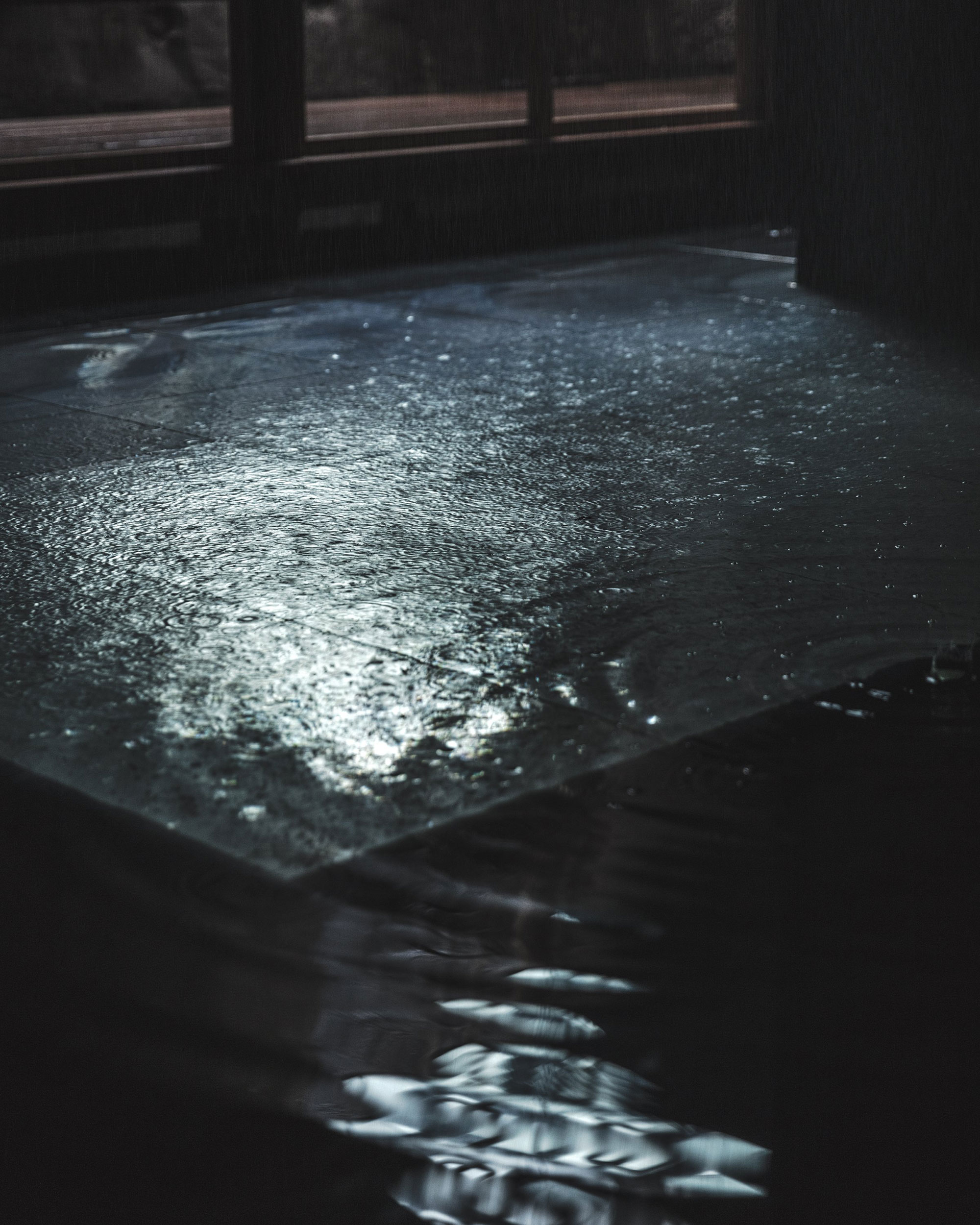 The Water by Hiroshi Sambuichi - Gessato The Water by Hiroshi Sambuichi - Gessato