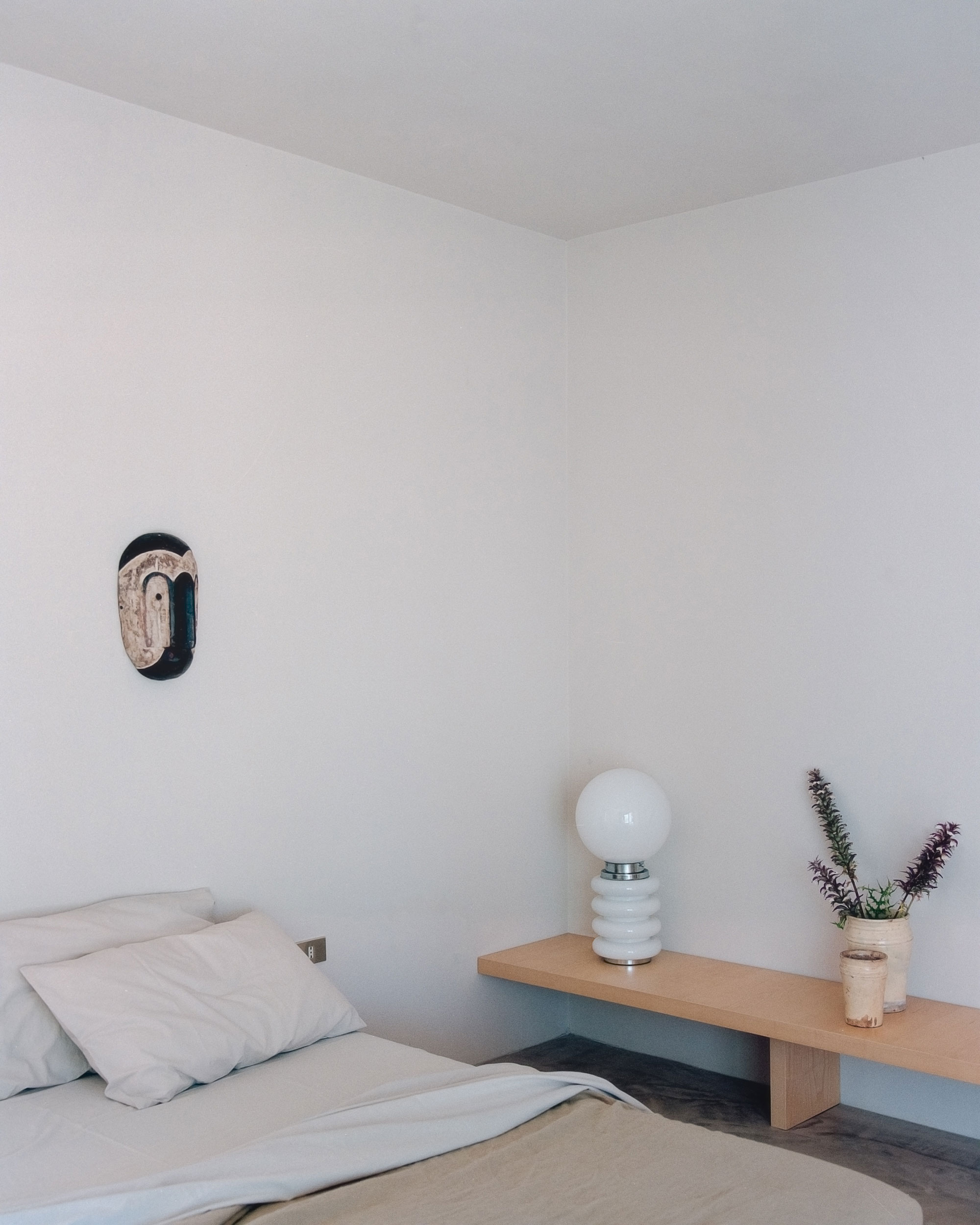 Casanguilla, A Modern House Nestled in the Countryside - Gessato