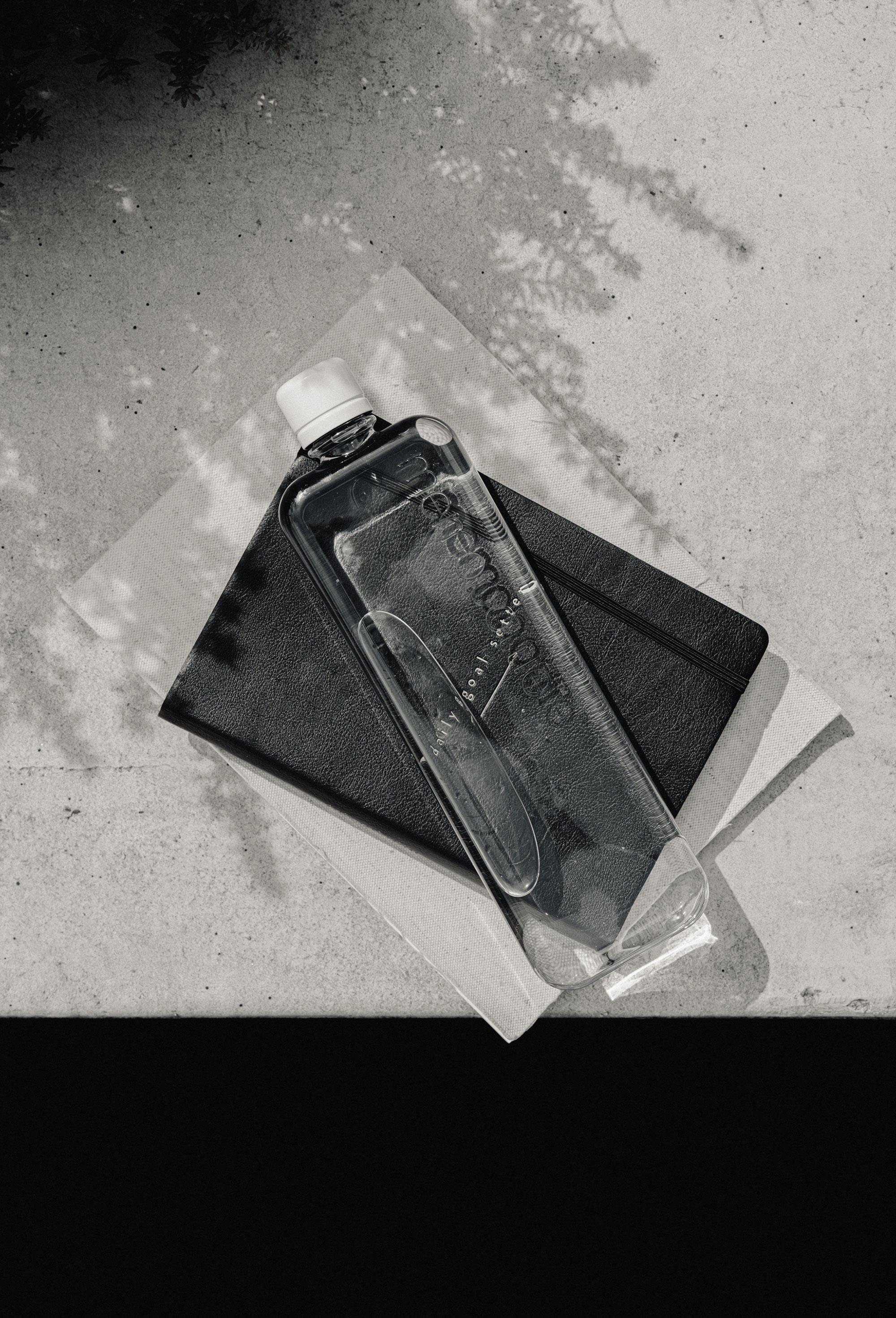 Memobottle, The Best Eco-Friendly Flat Water Bottle - Gessato