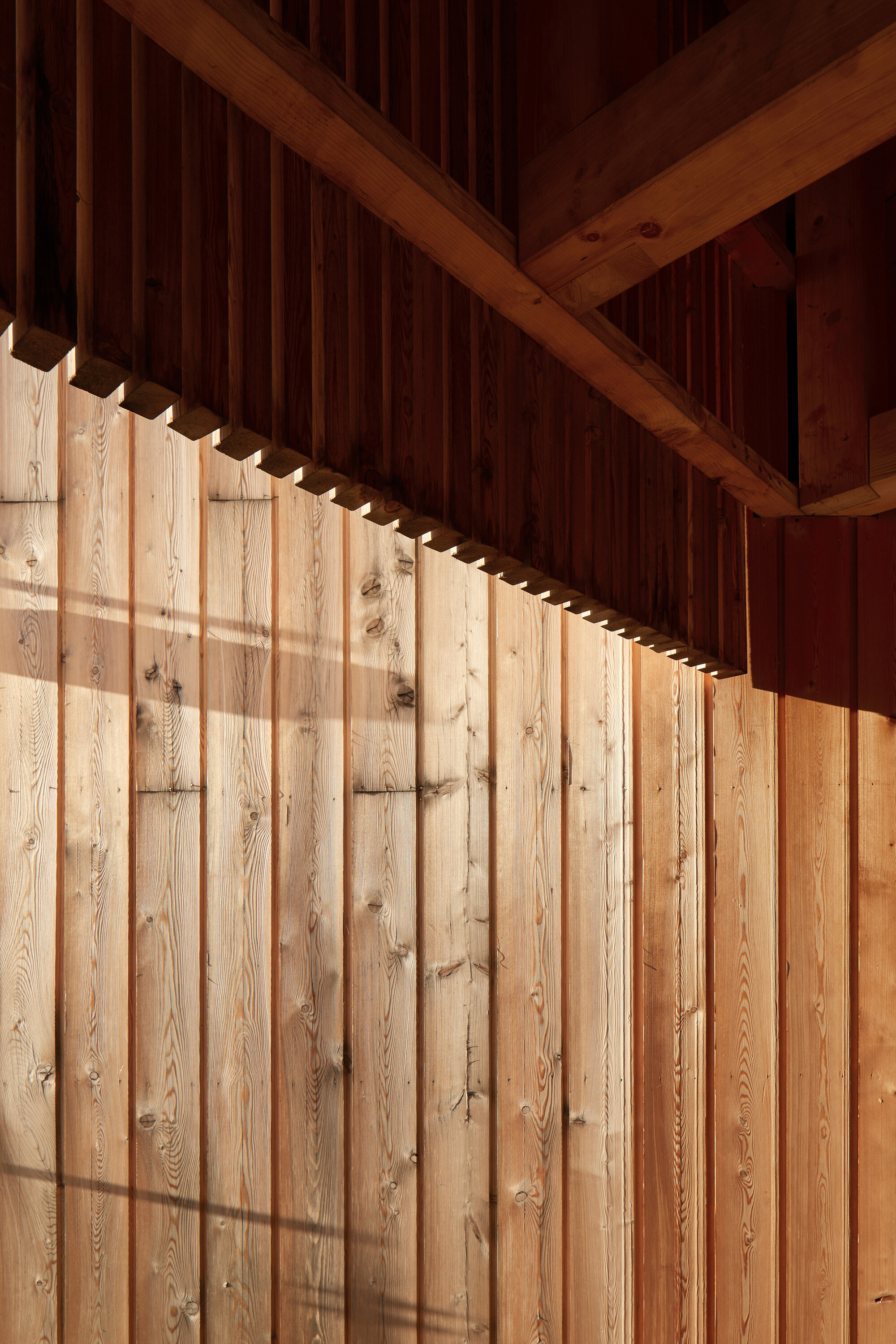 New House with Old Mill - Gessato