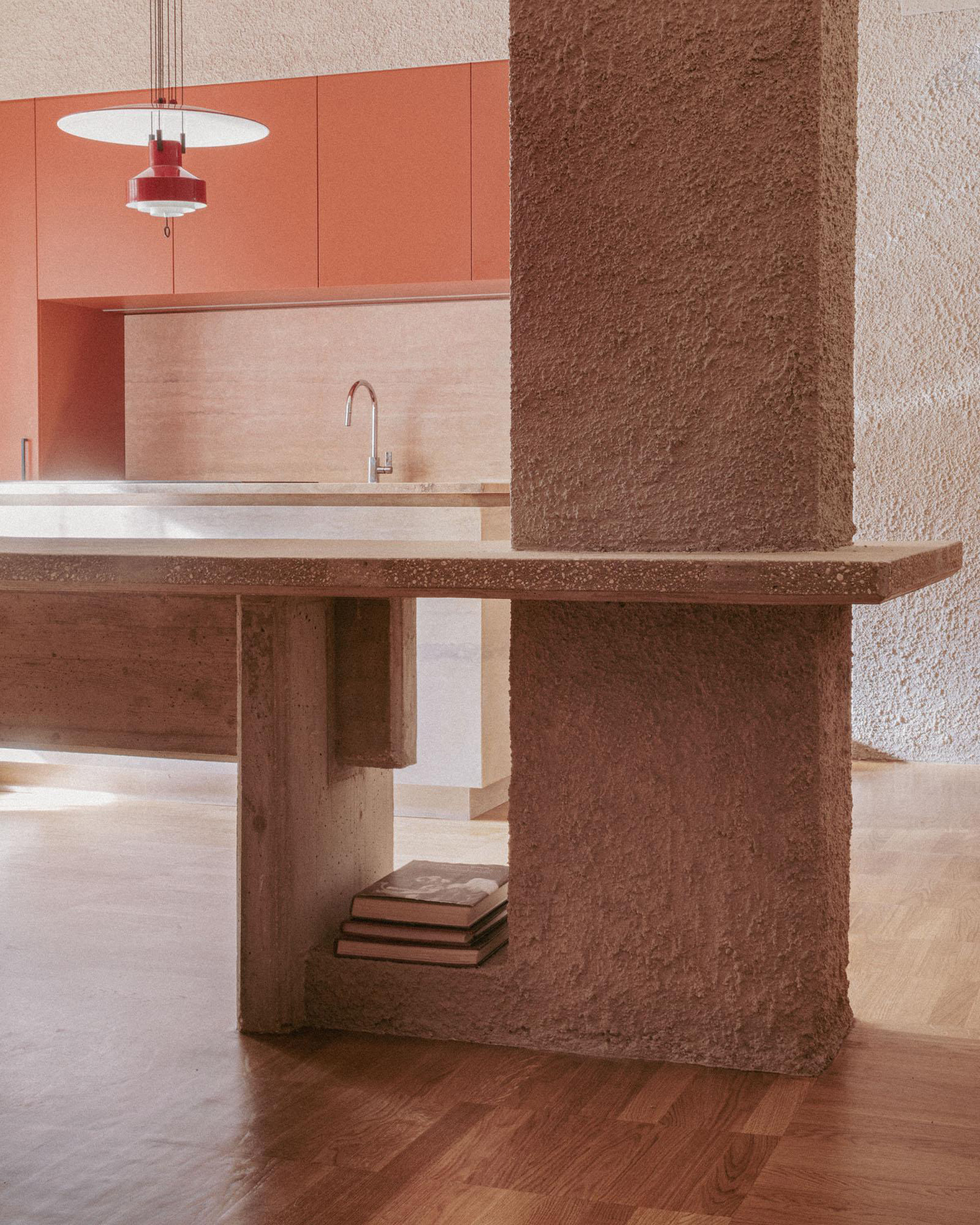 Quattro Spazi / 4 Spaces - Gessato