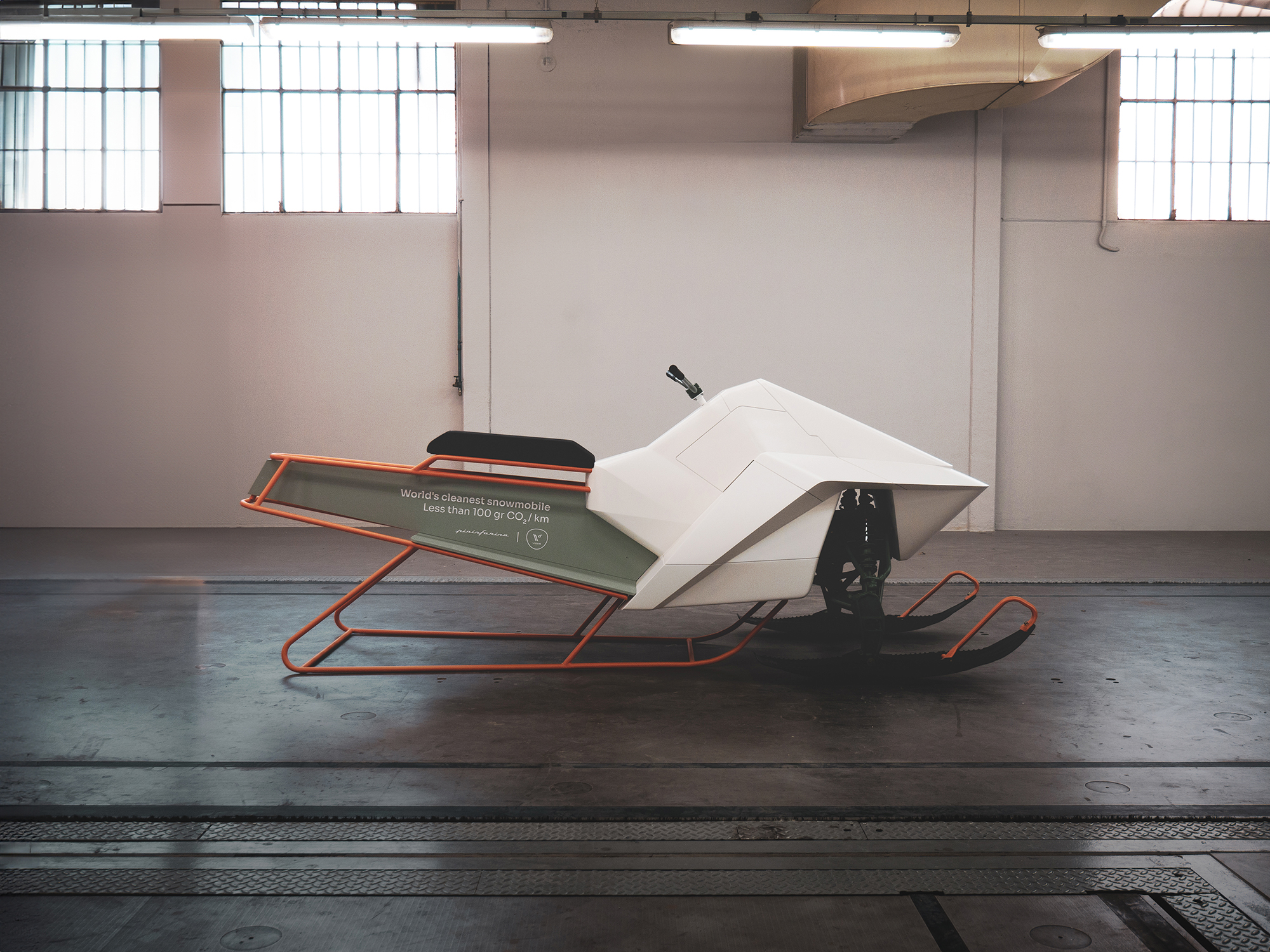 The Vidde Alfa Snowmobile - Gessato The Vidde Alfa Snowmobile - Gessato