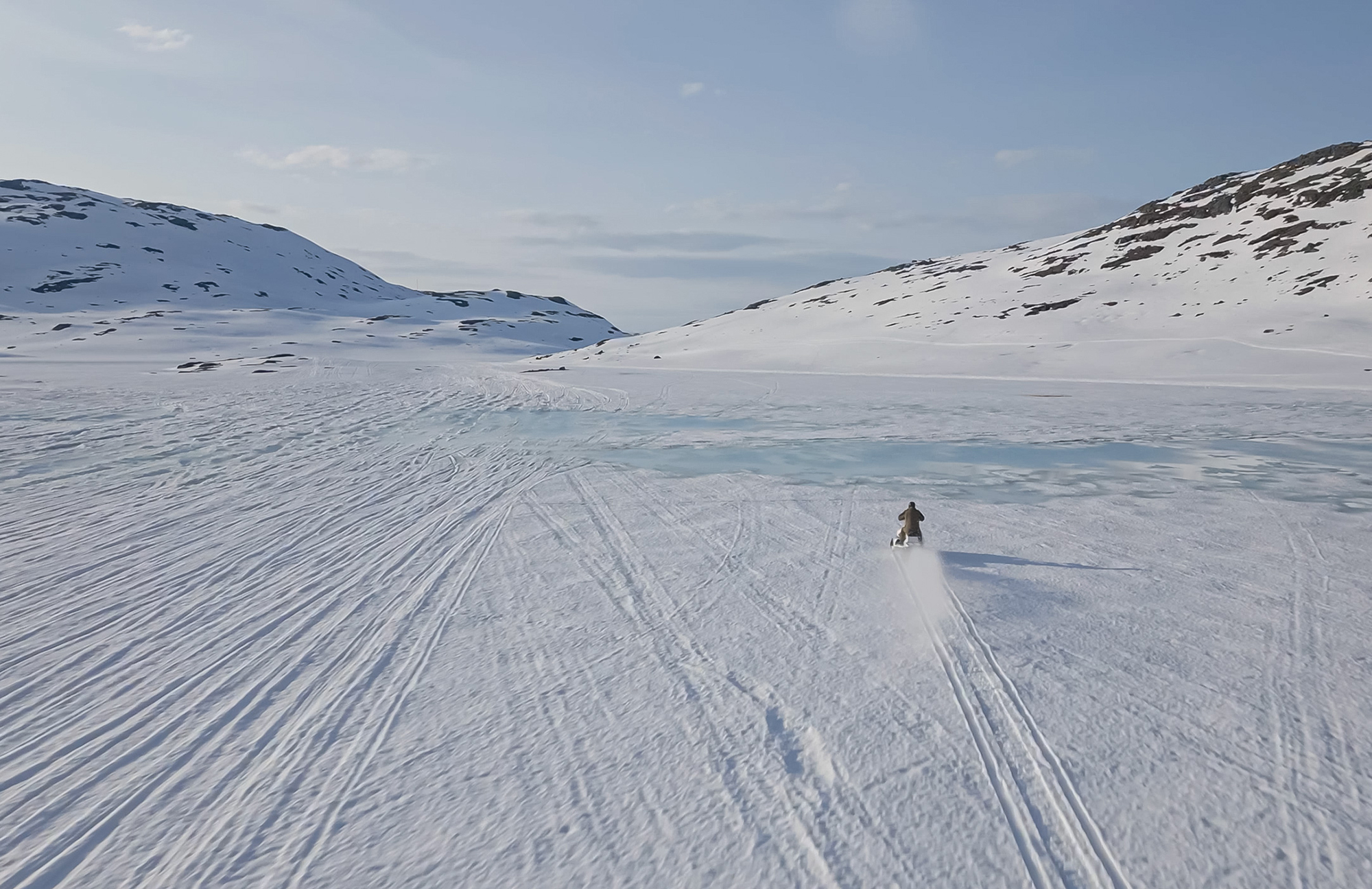 The Vidde Alfa Snowmobile - Gessato The Vidde Alfa Snowmobile - Gessato