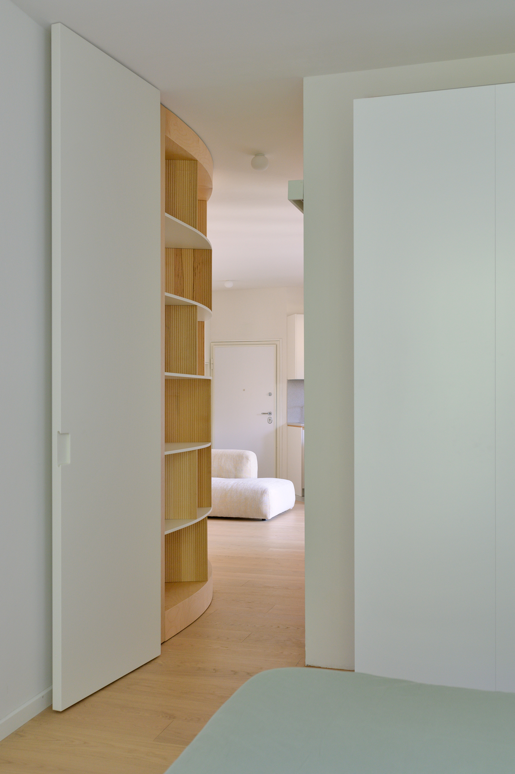 Apartment with a Library - Gessato