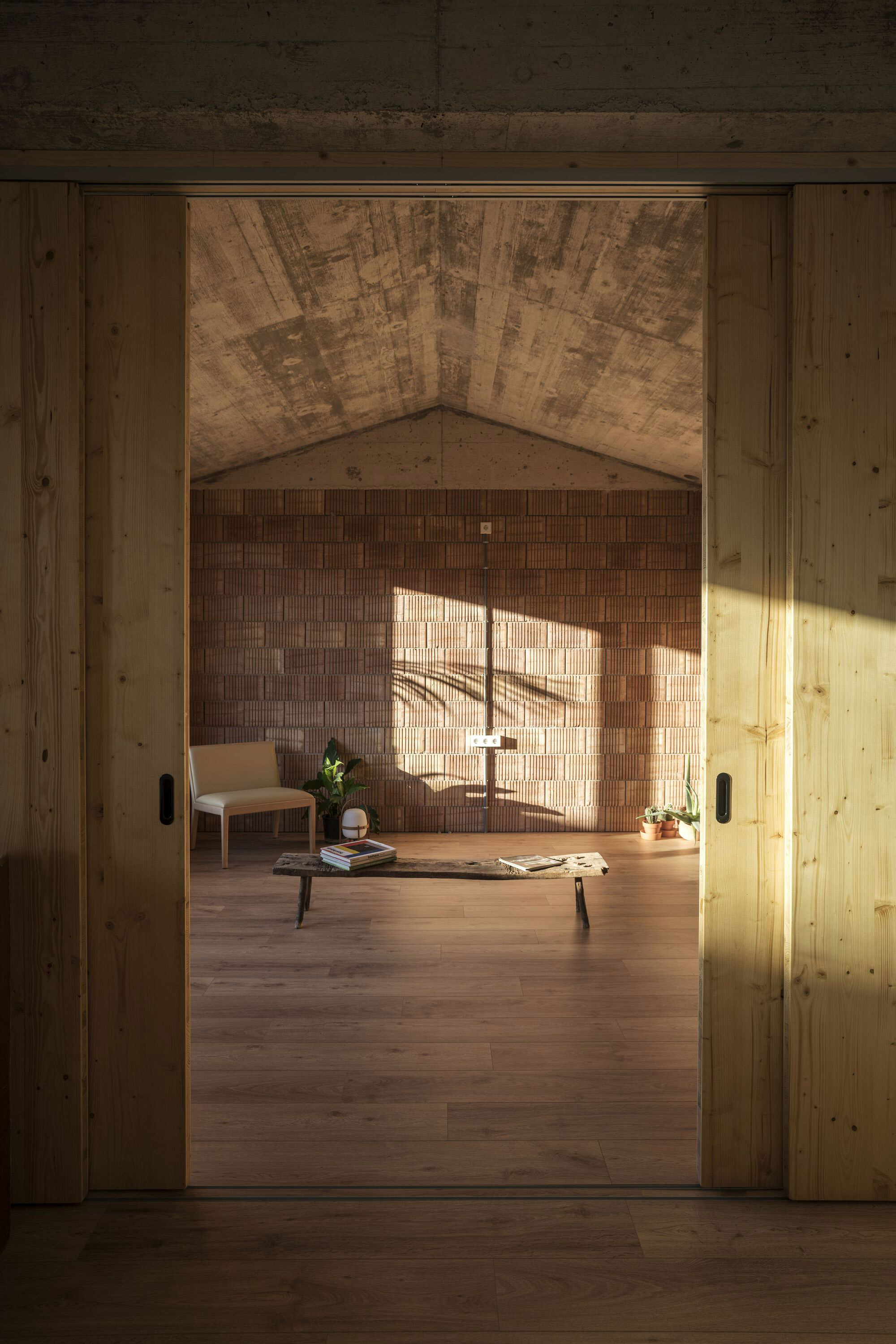 Battery House - Gessato