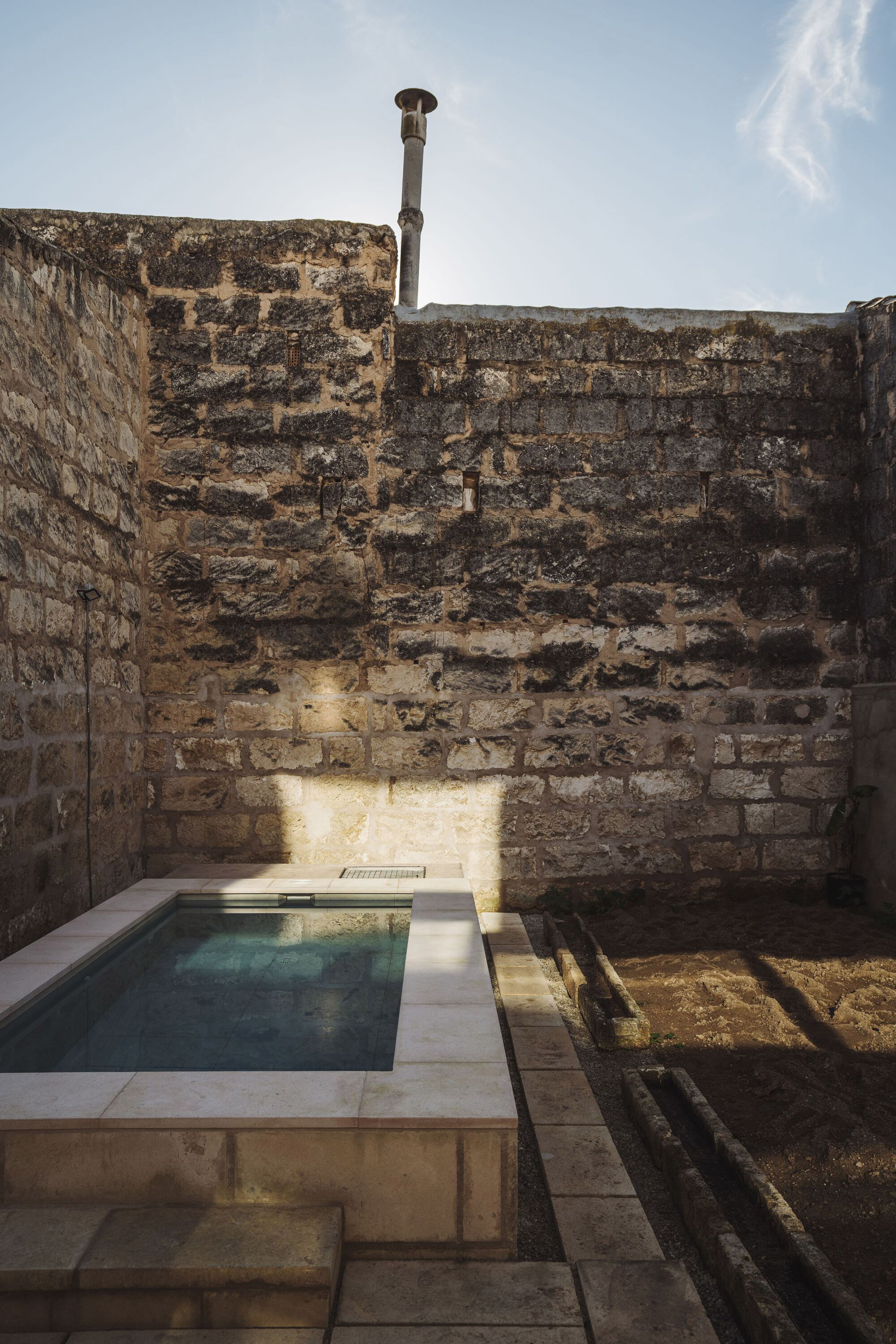 Battery House - Gessato