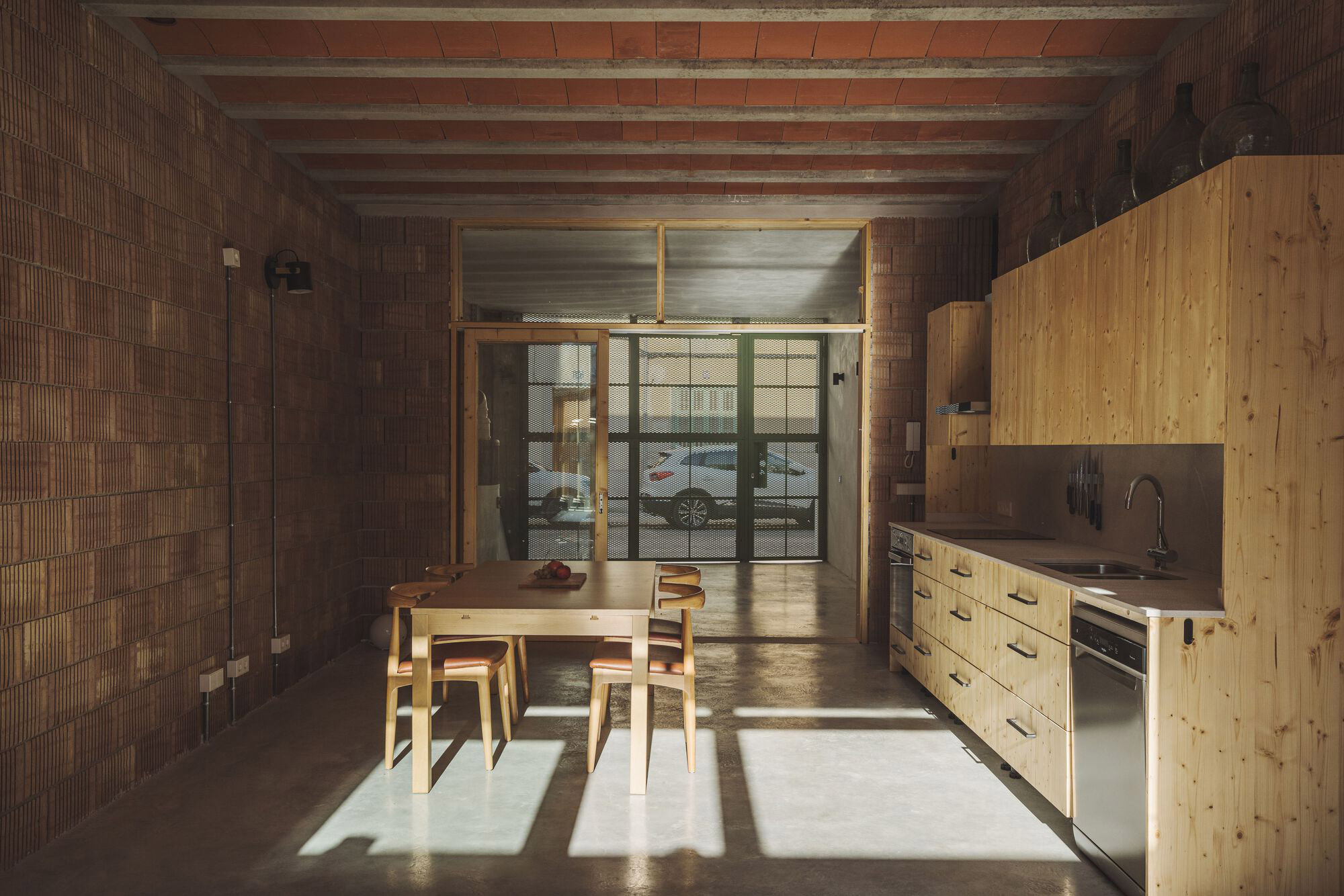 Battery House - Gessato