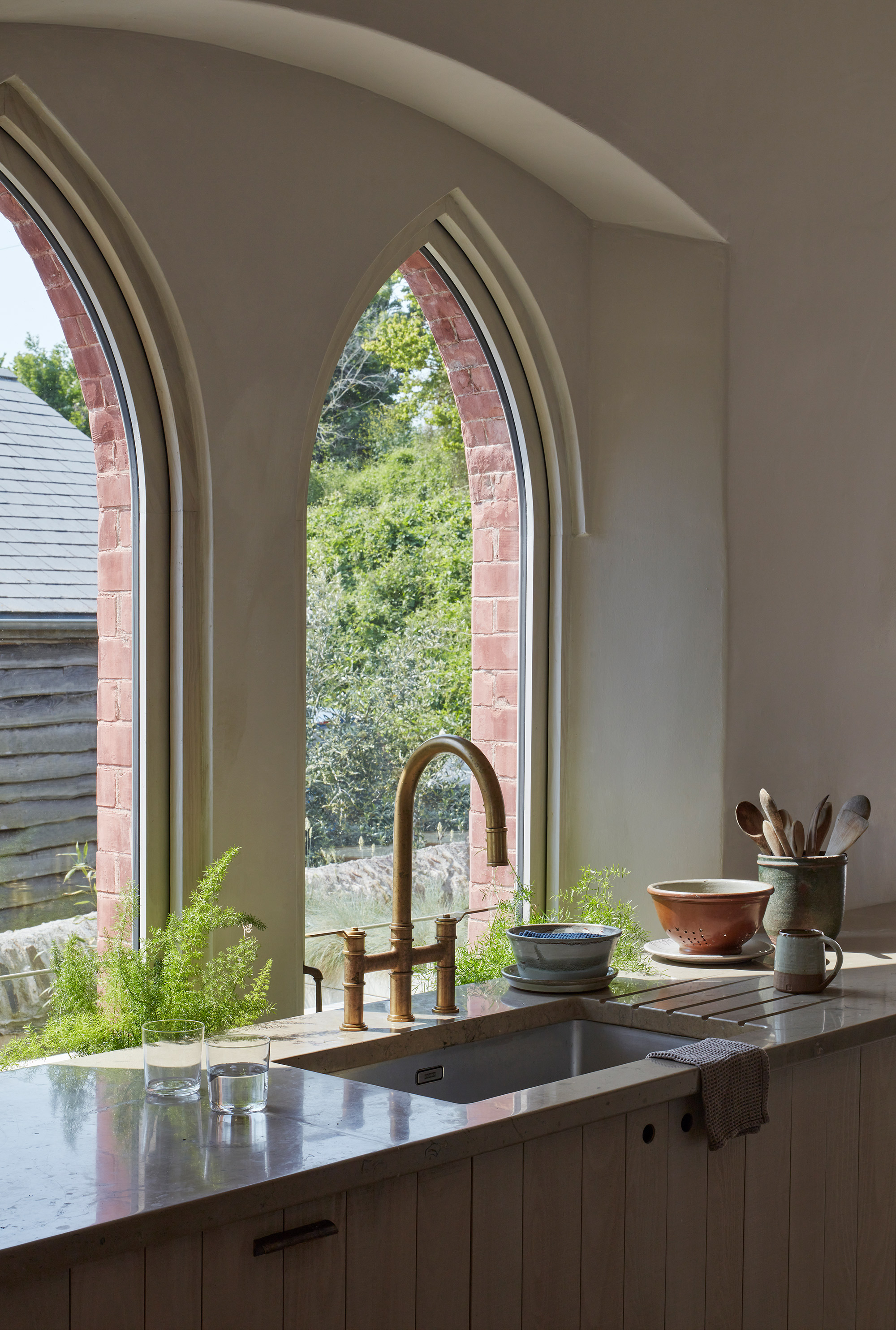 The Old Chapel by Tuckey Design Studio - Gessato The Old Chapel by Tuckey Design Studio - Gessato