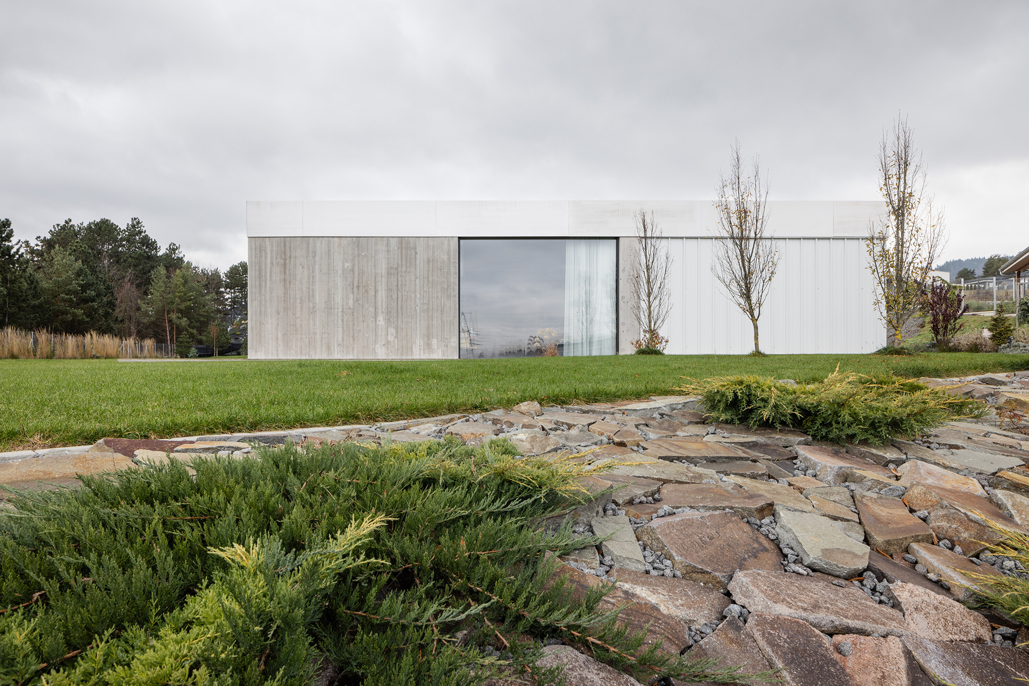 Embedded House - Gessato