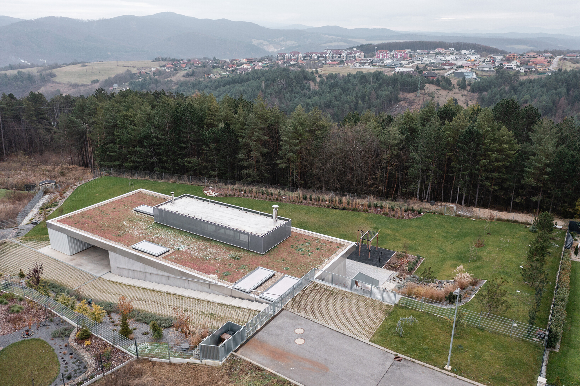 Embedded House - Gessato